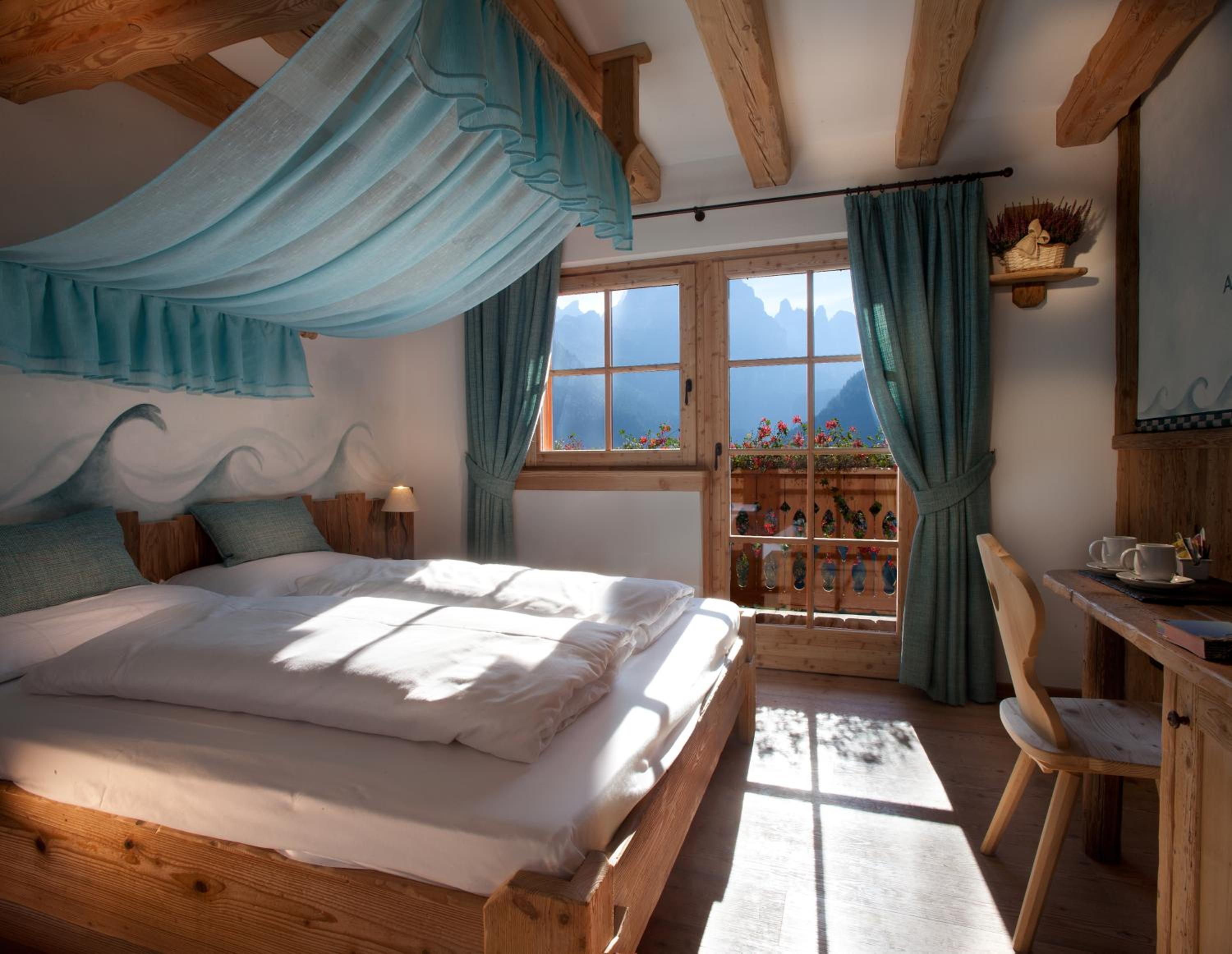 Double Room with Mountain View