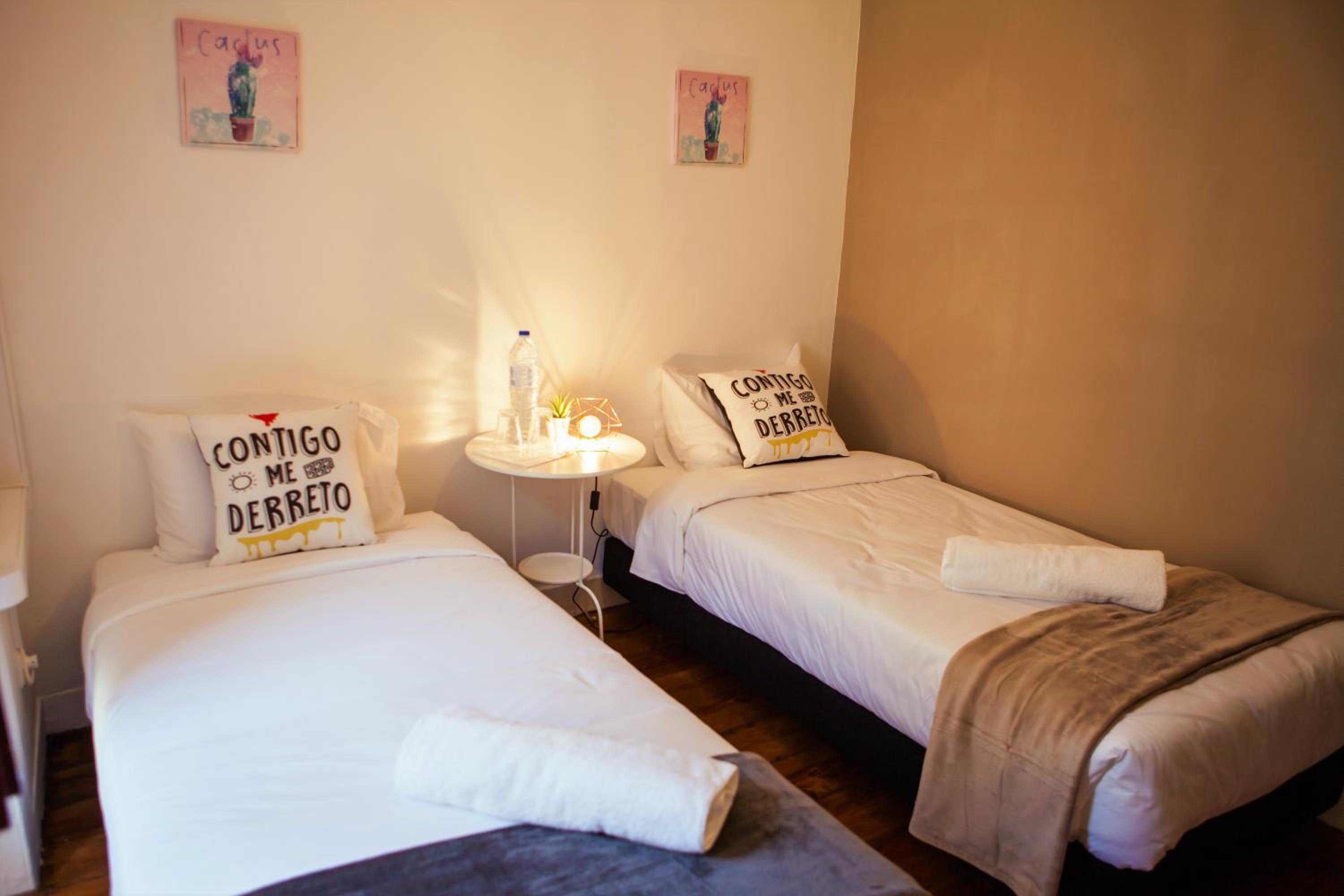 Double or Twin Room with View with Shared Bathroom photo 3