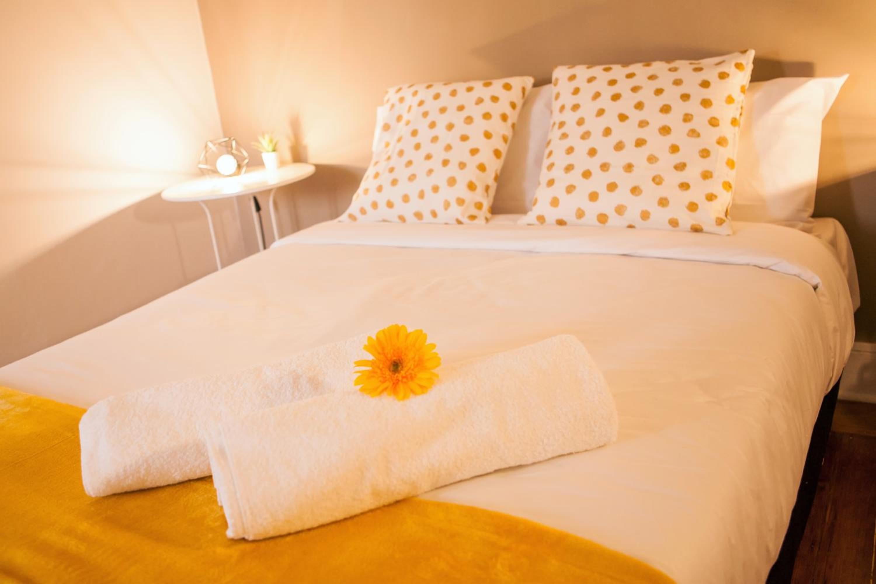 Standard Triple Room with Shared Bathroom photo 1