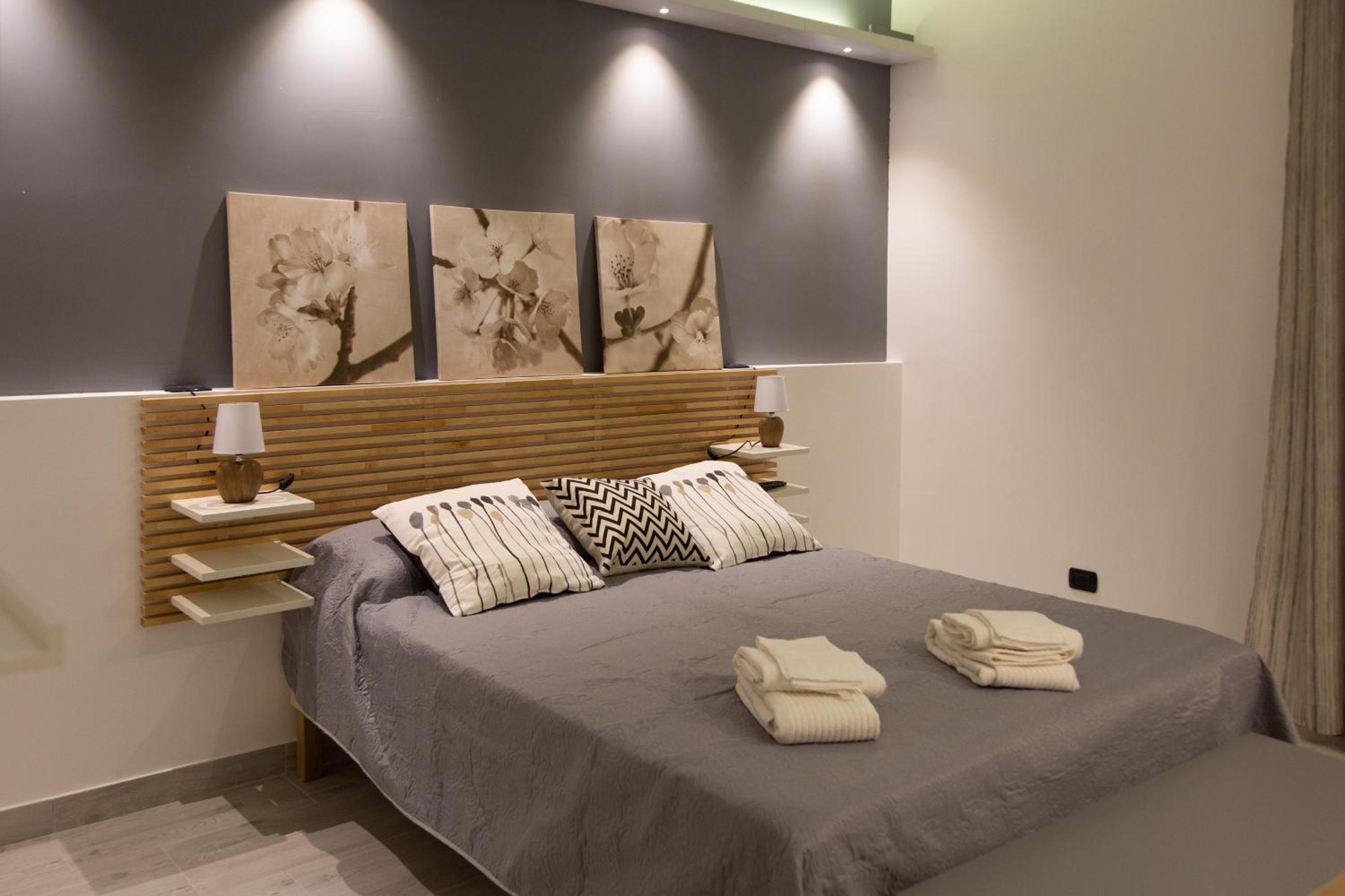 Quadruple Room with Private Bathroom