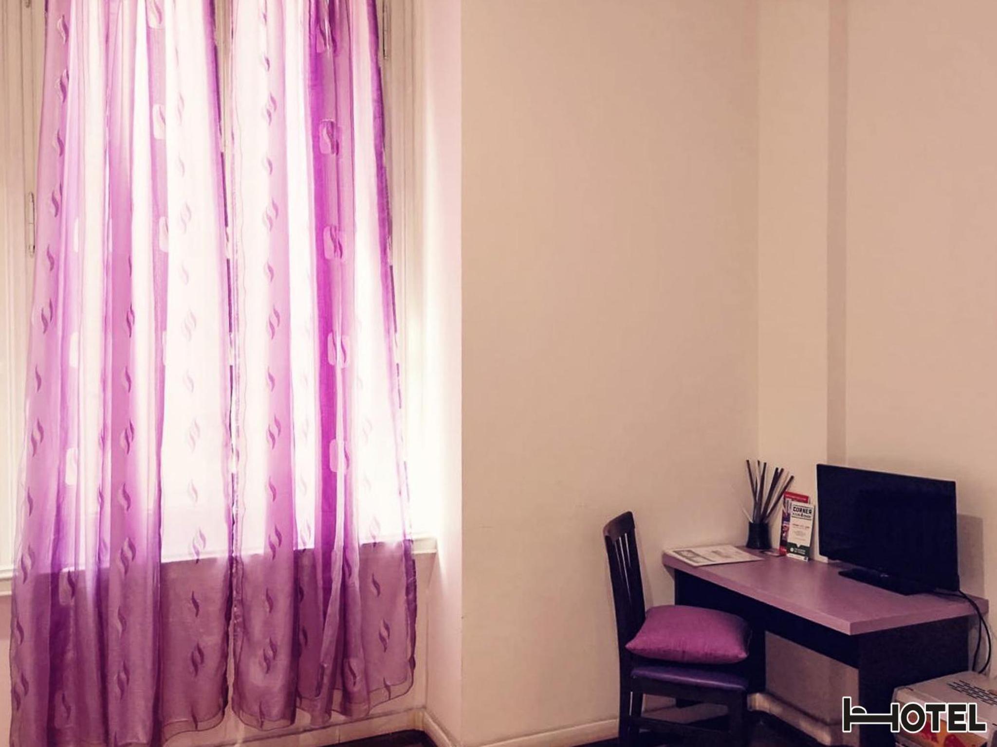 Double or Twin Room - Photo 15