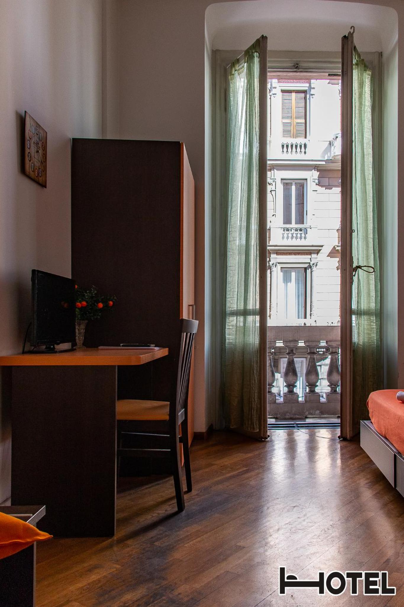 Double or Twin Room - Photo 10