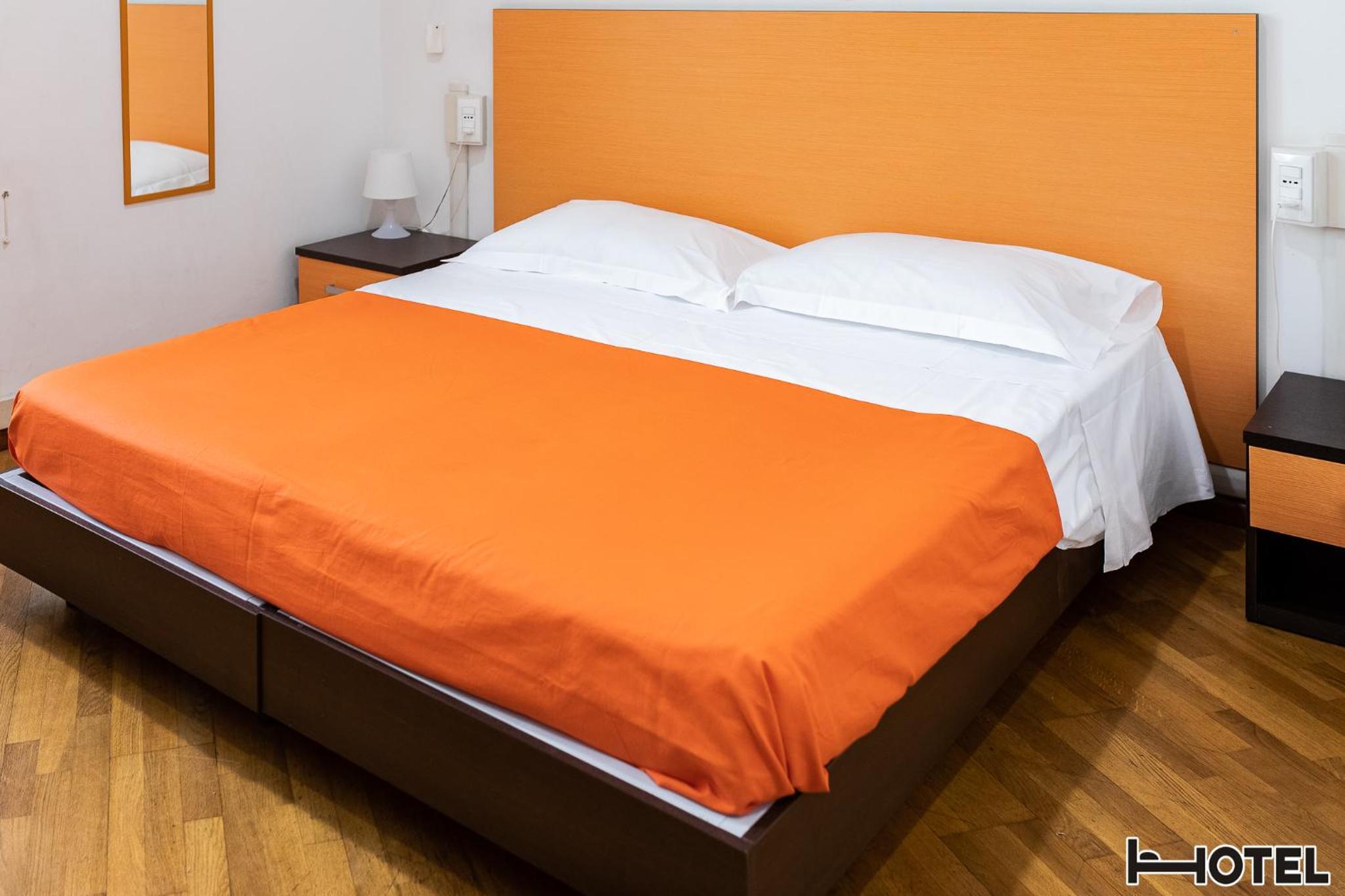Double or Twin Room - Photo 29