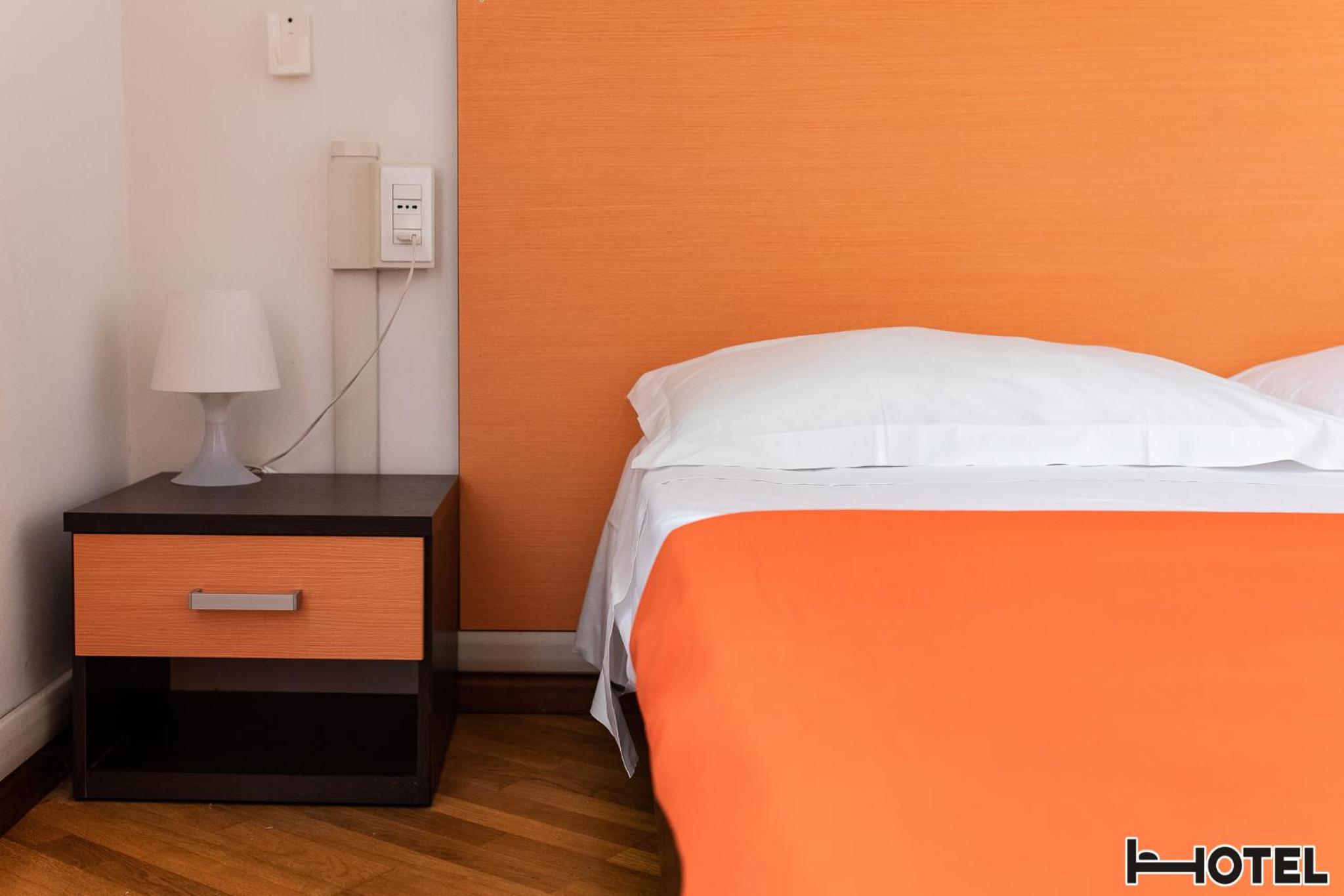 Double or Twin Room - Photo 16