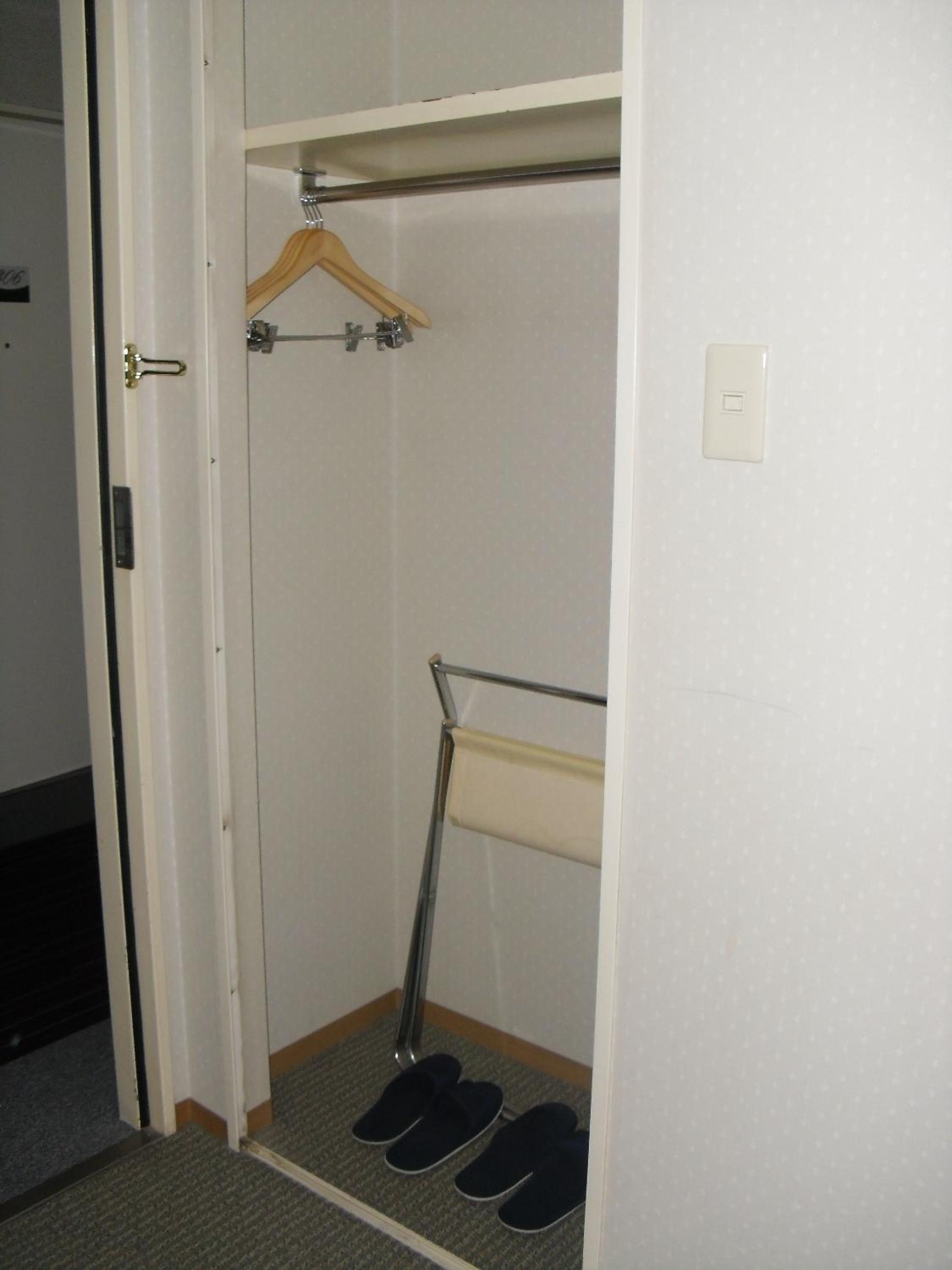 Twin Room - Smoking photo 2