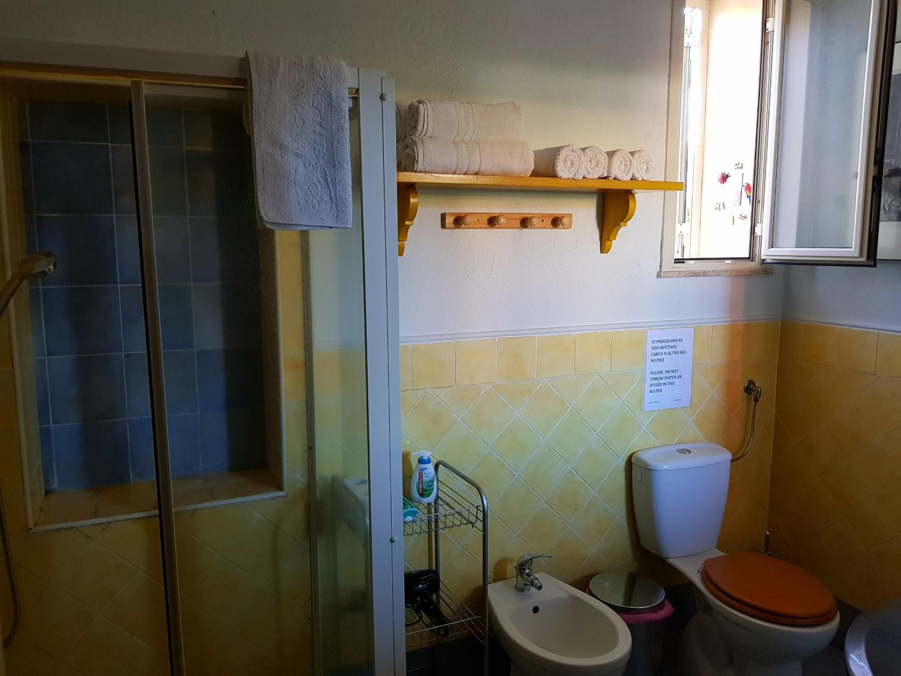Triple Room with Private External Bathroom photo 3