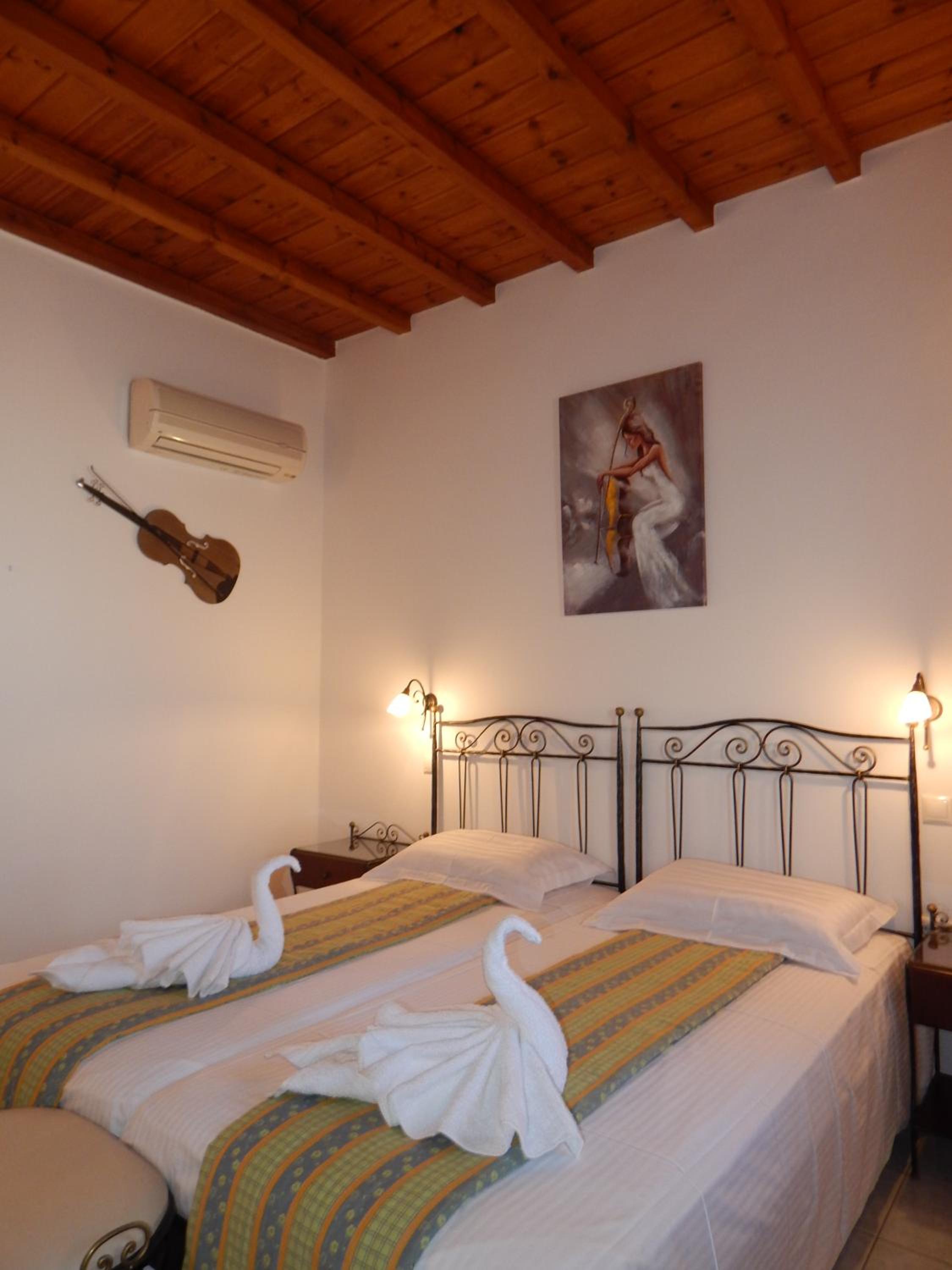 Standard Double or Twin Room photo 2