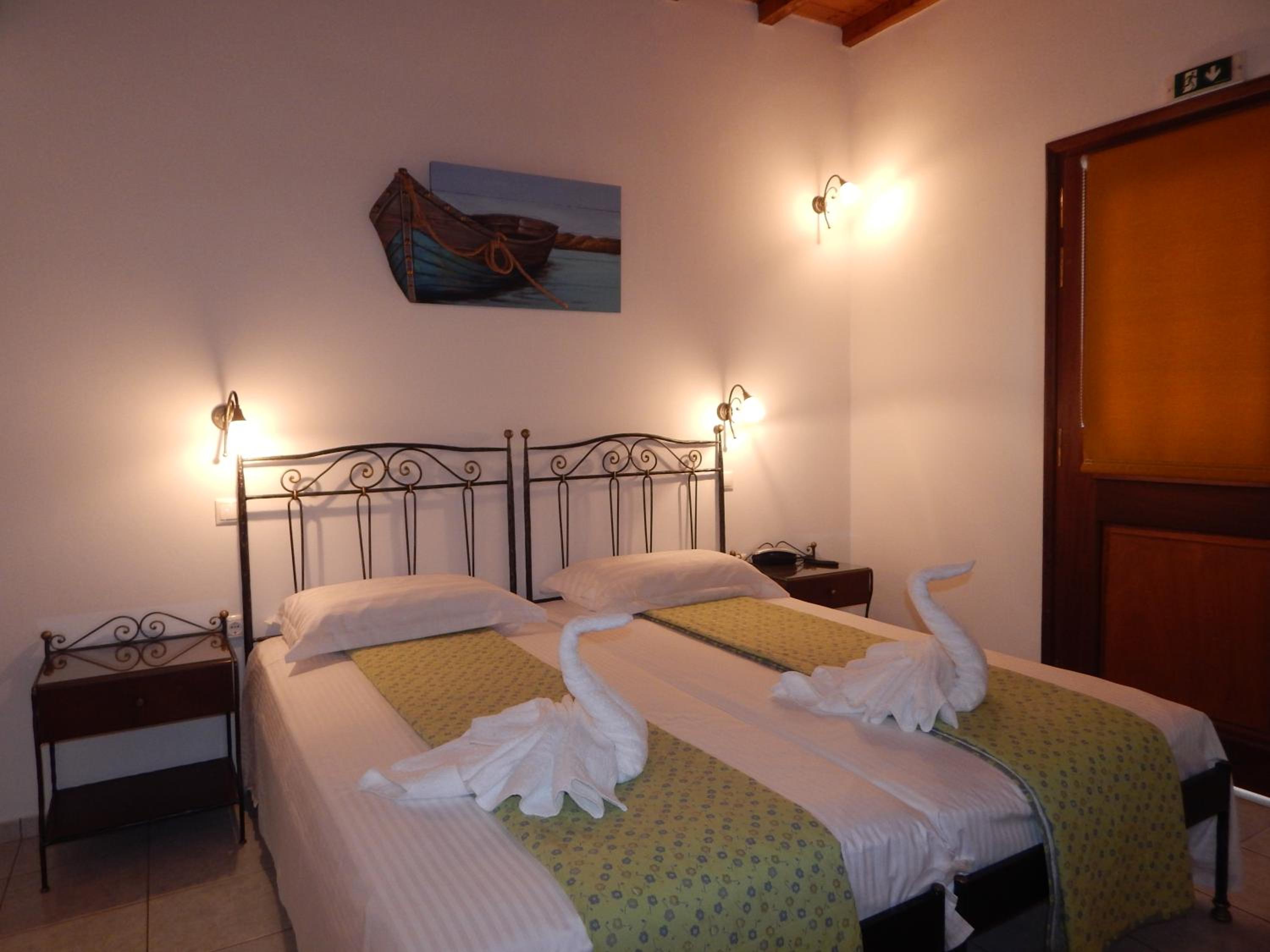 Deluxe Quadruple Room photo 3