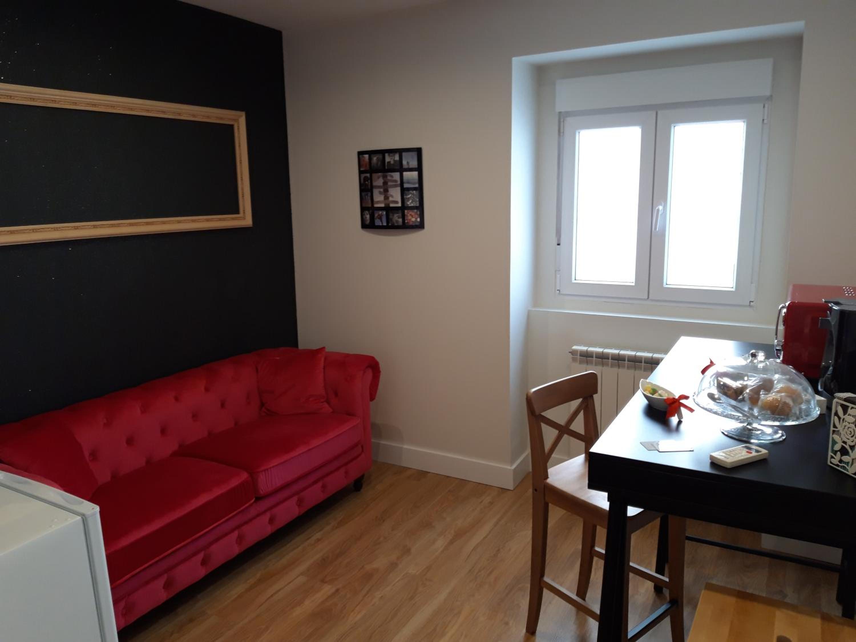 Deluxe Queen Room - Photo 4
