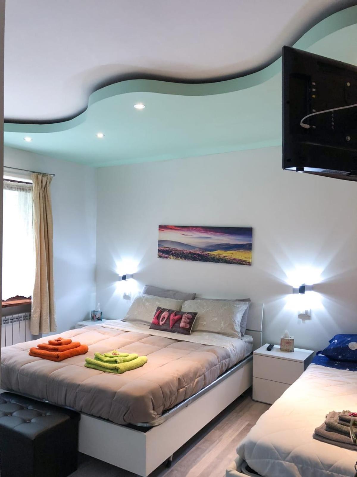 Deluxe Apartment