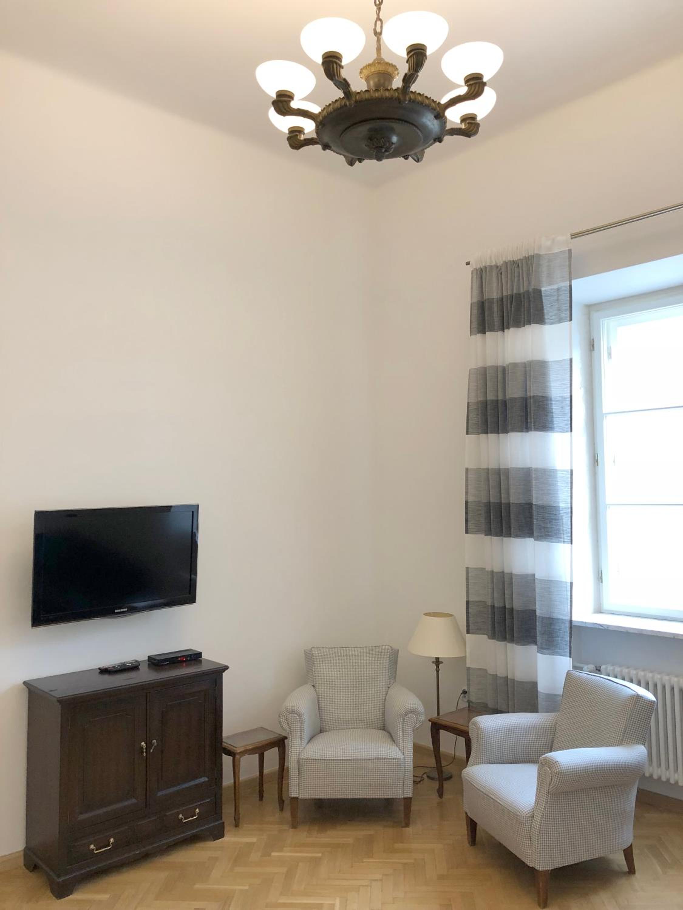 Apartment - Photo 17