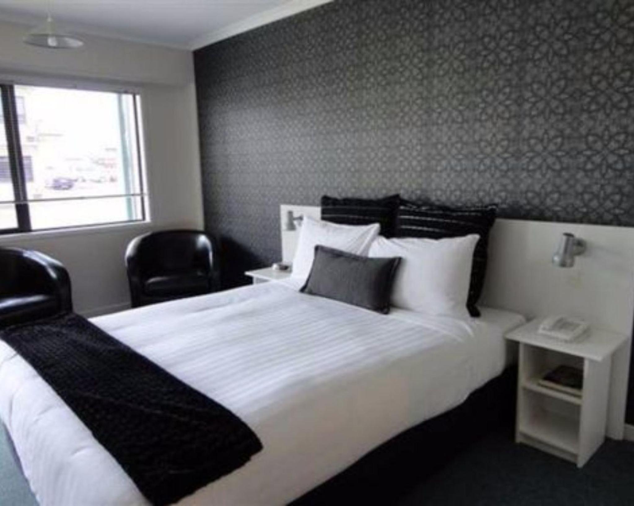 Two-Bedroom Suite photo 3