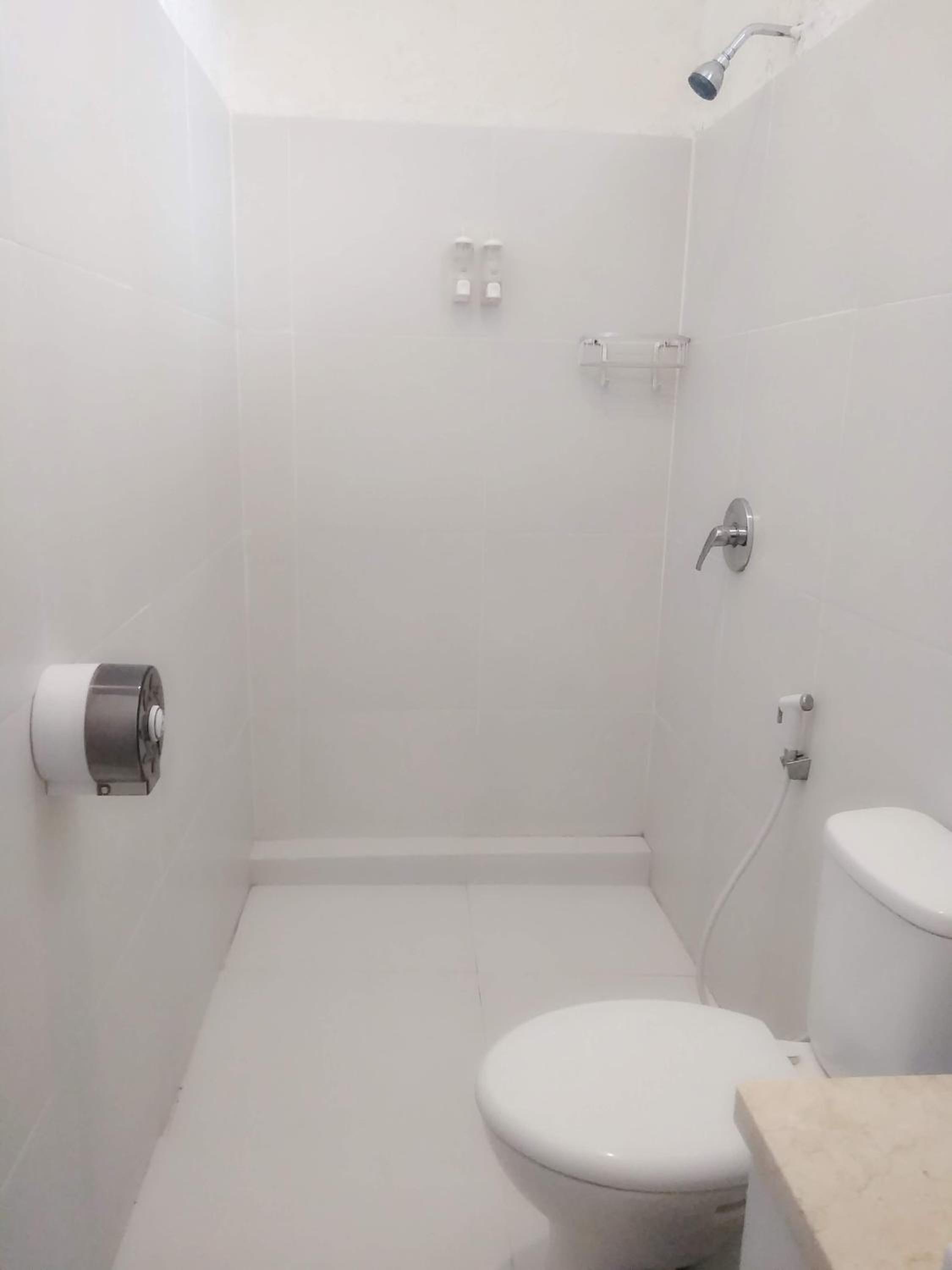 Twin Room with Pool View photo 2