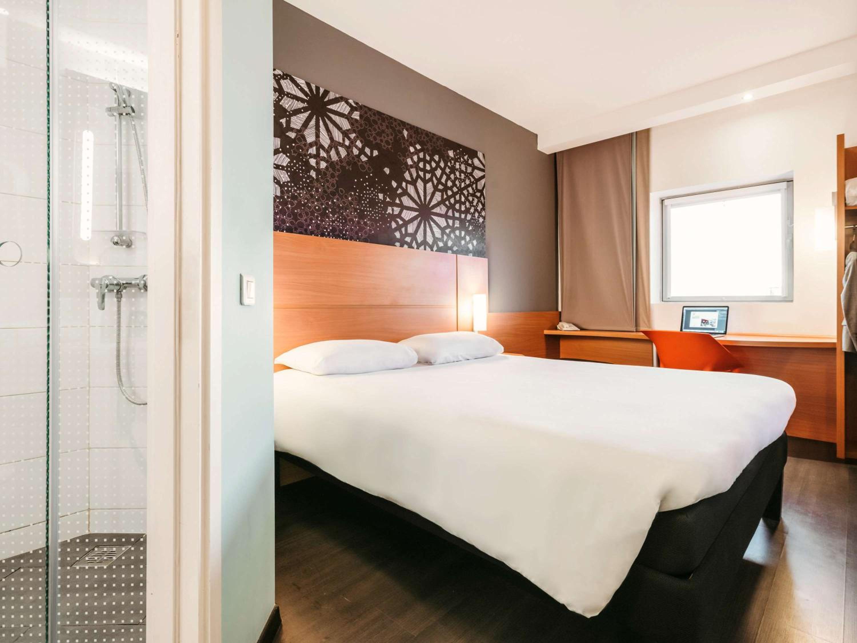 Standard Double Room - Photo 2