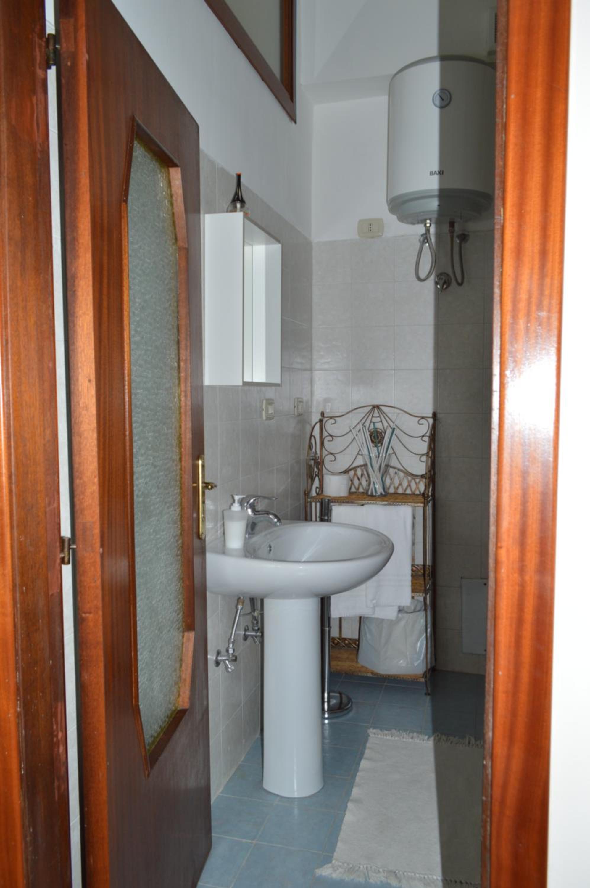 Deluxe Room (2 Adults + 1 Child) photo 3