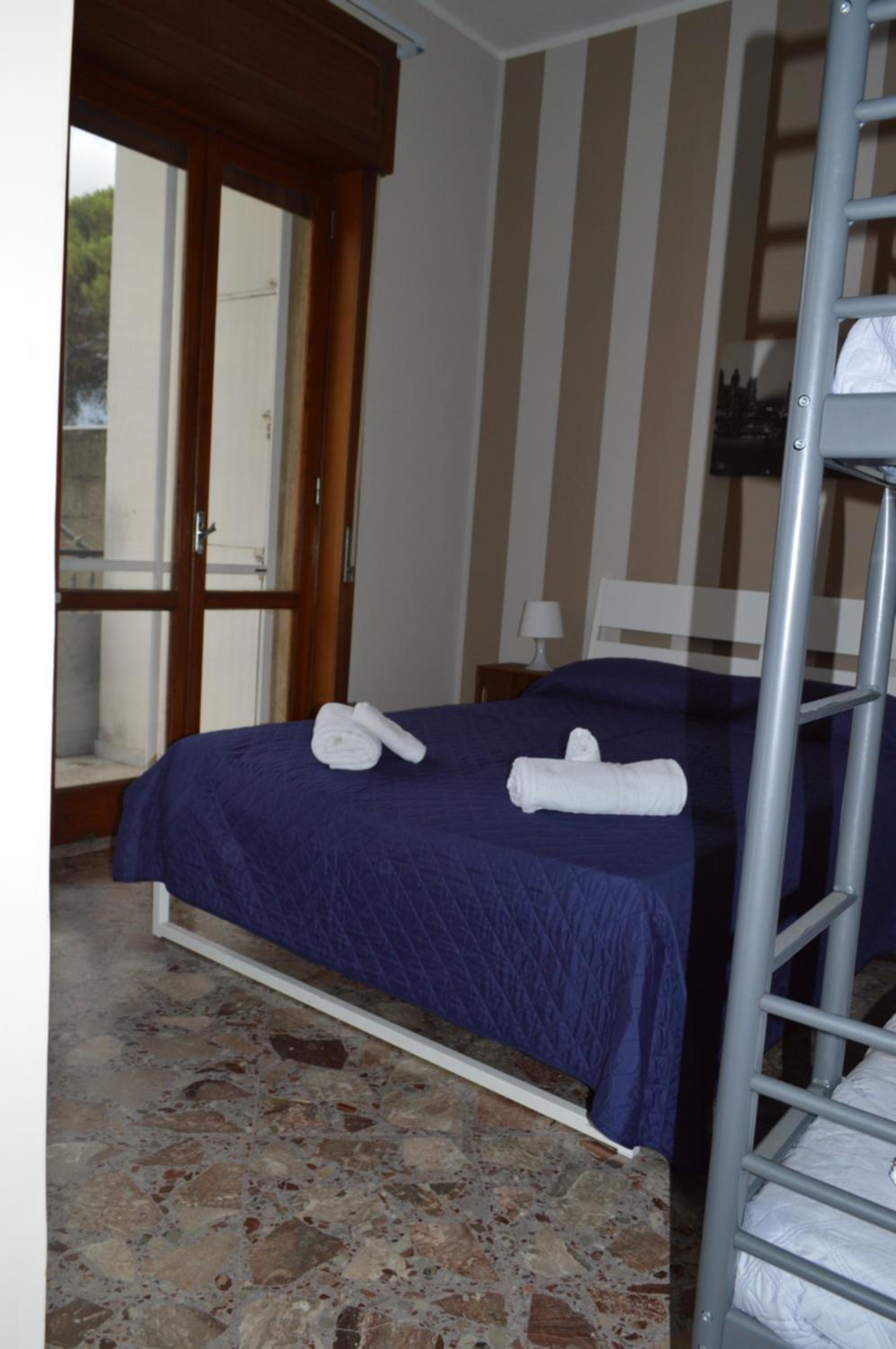 Quadruple Room - Photo 4