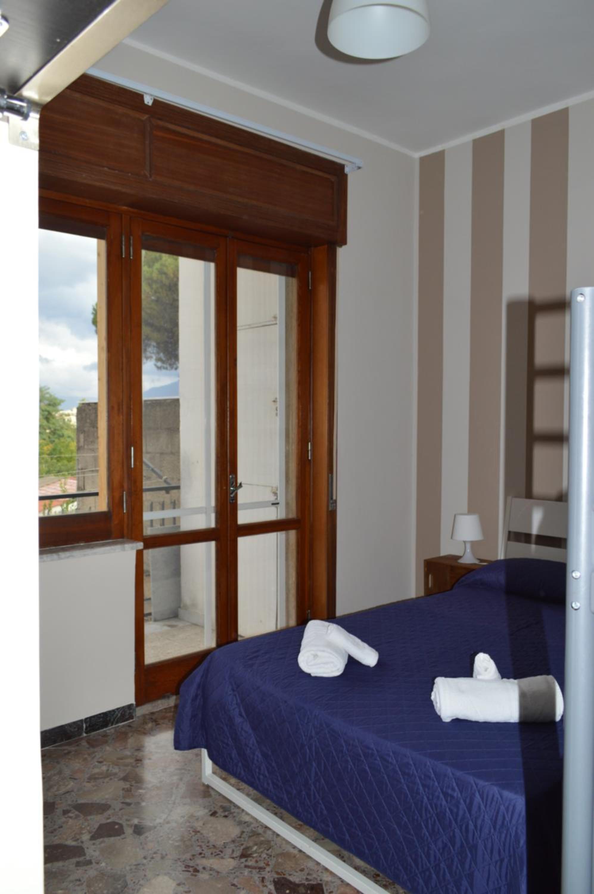 Quadruple Room - Photo 5