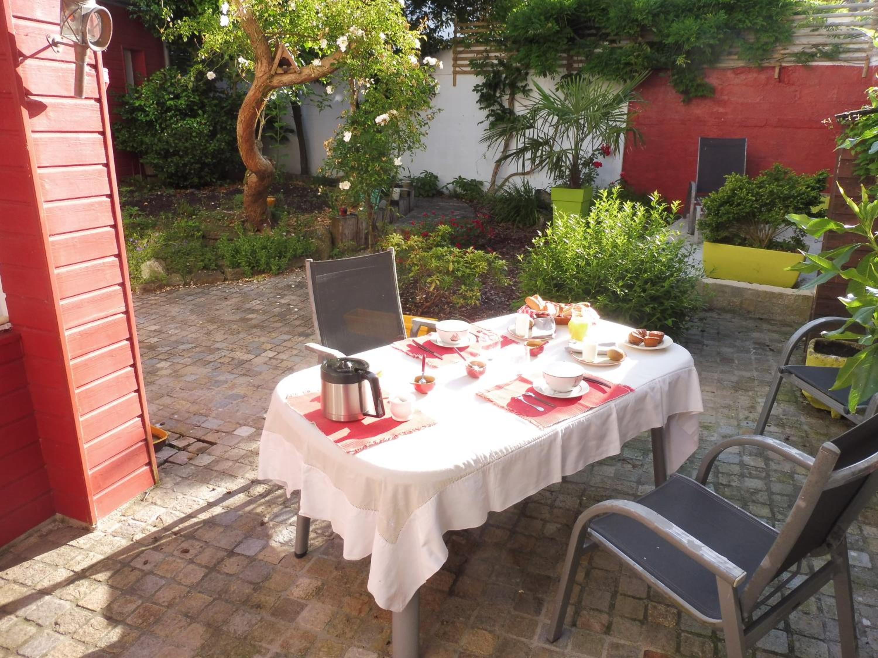 Double Room with Garden View photo 2