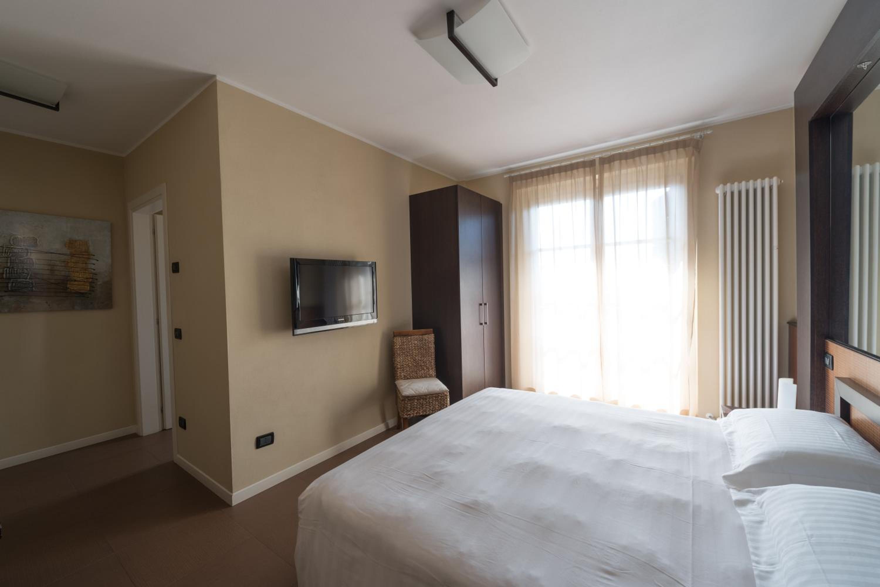 Superior Double or Twin Room with Mountain View photo 1