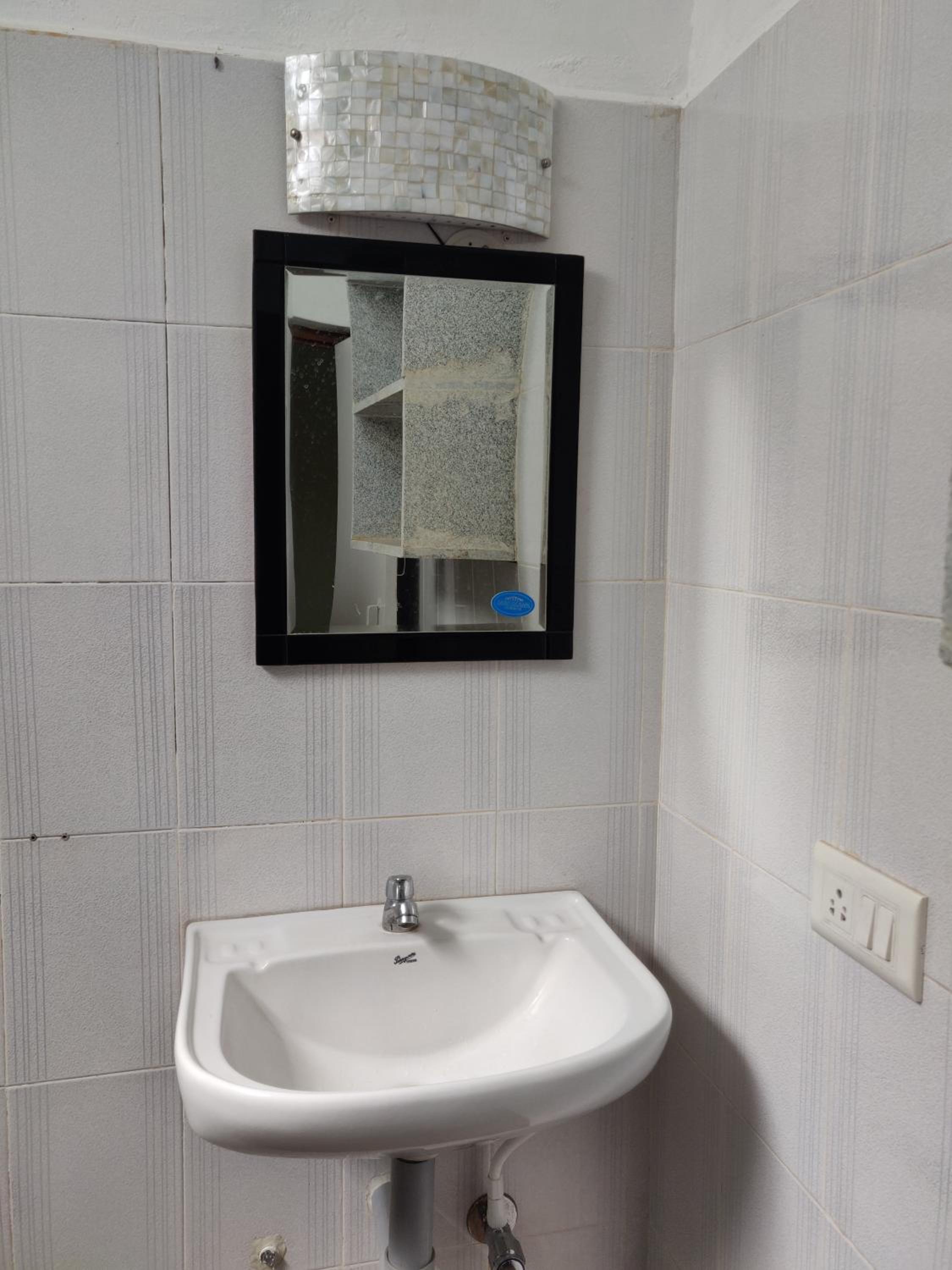 Double Room with Balcony (2 Adults + 1 Child) photo 2