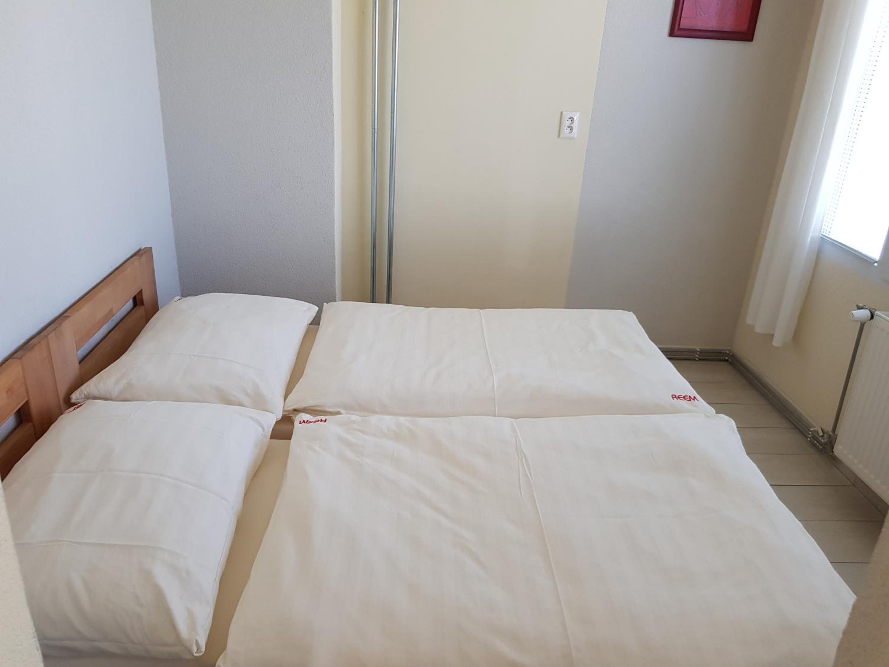 Apartment - Ground Floor - Photo 1