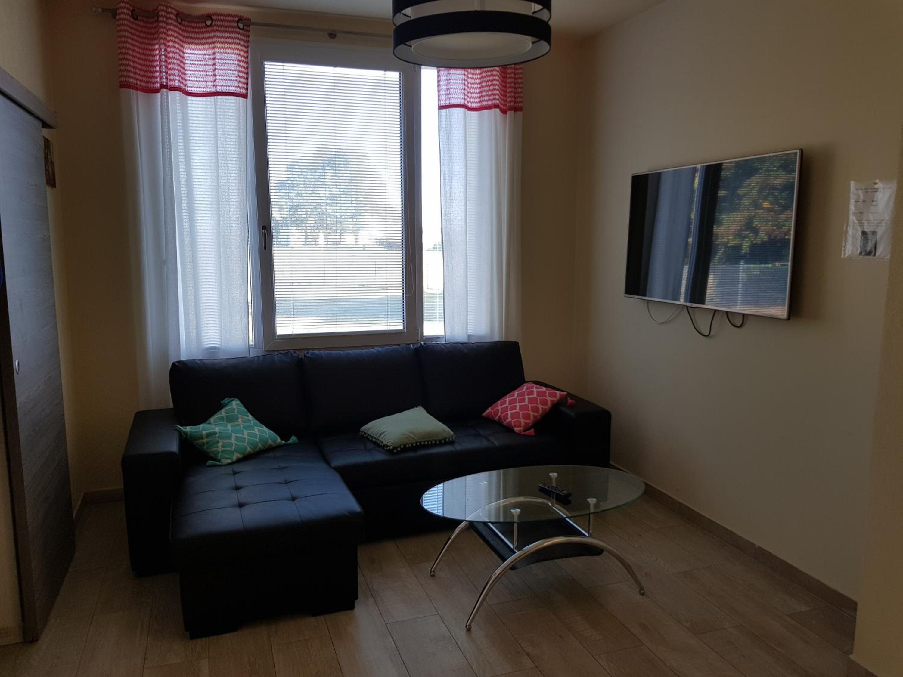 Apartment - Ground Floor - Photo 6