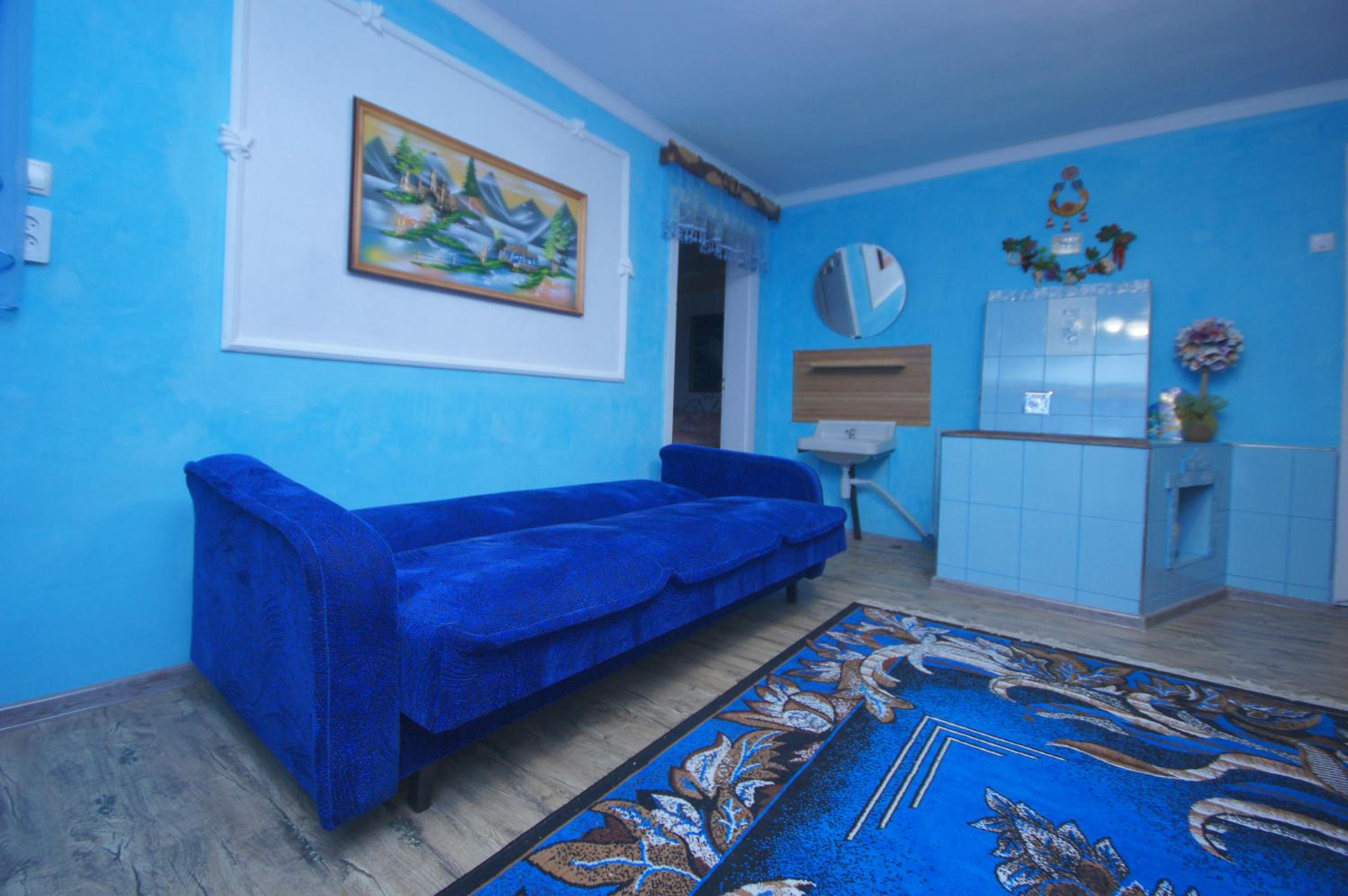 Deluxe Room (2 Adults + 1 Child) photo 3