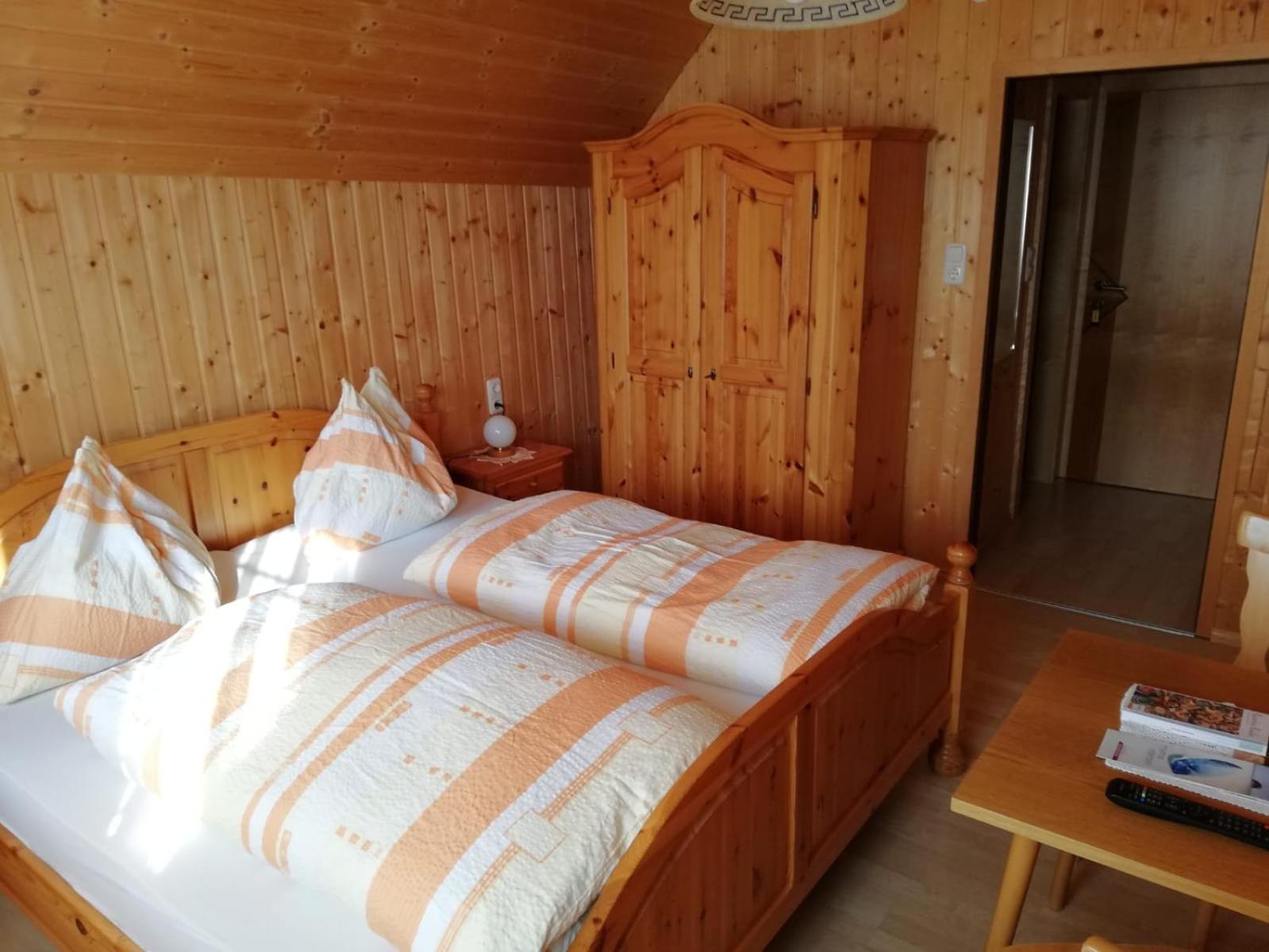 Double Room with Private Bathroom photo 3