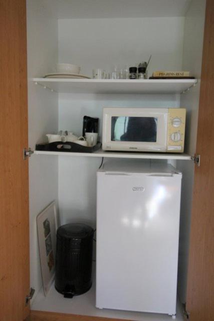 One-Bedroom Suite - Photo 5