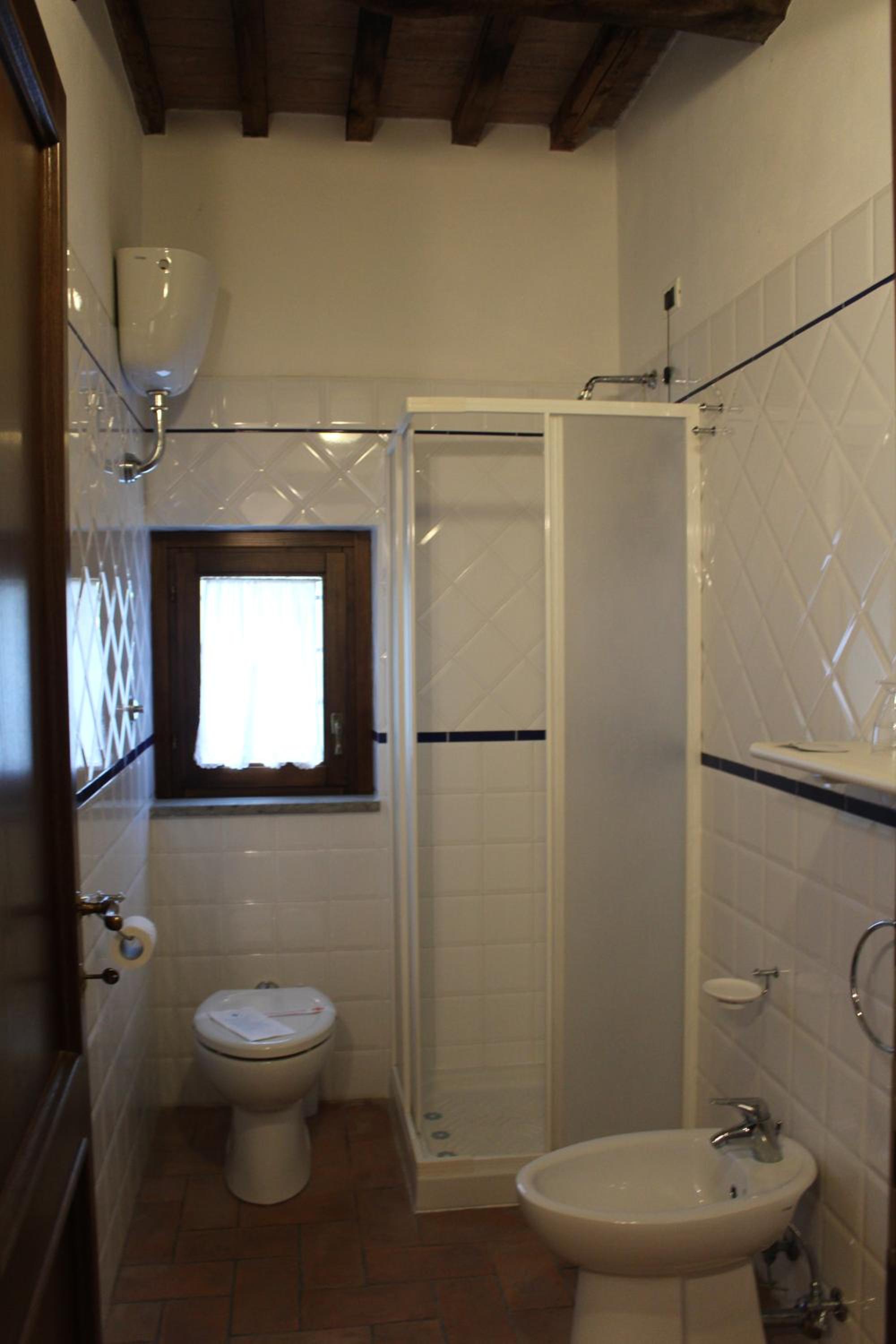 Budget Double or Twin Room - Photo 3