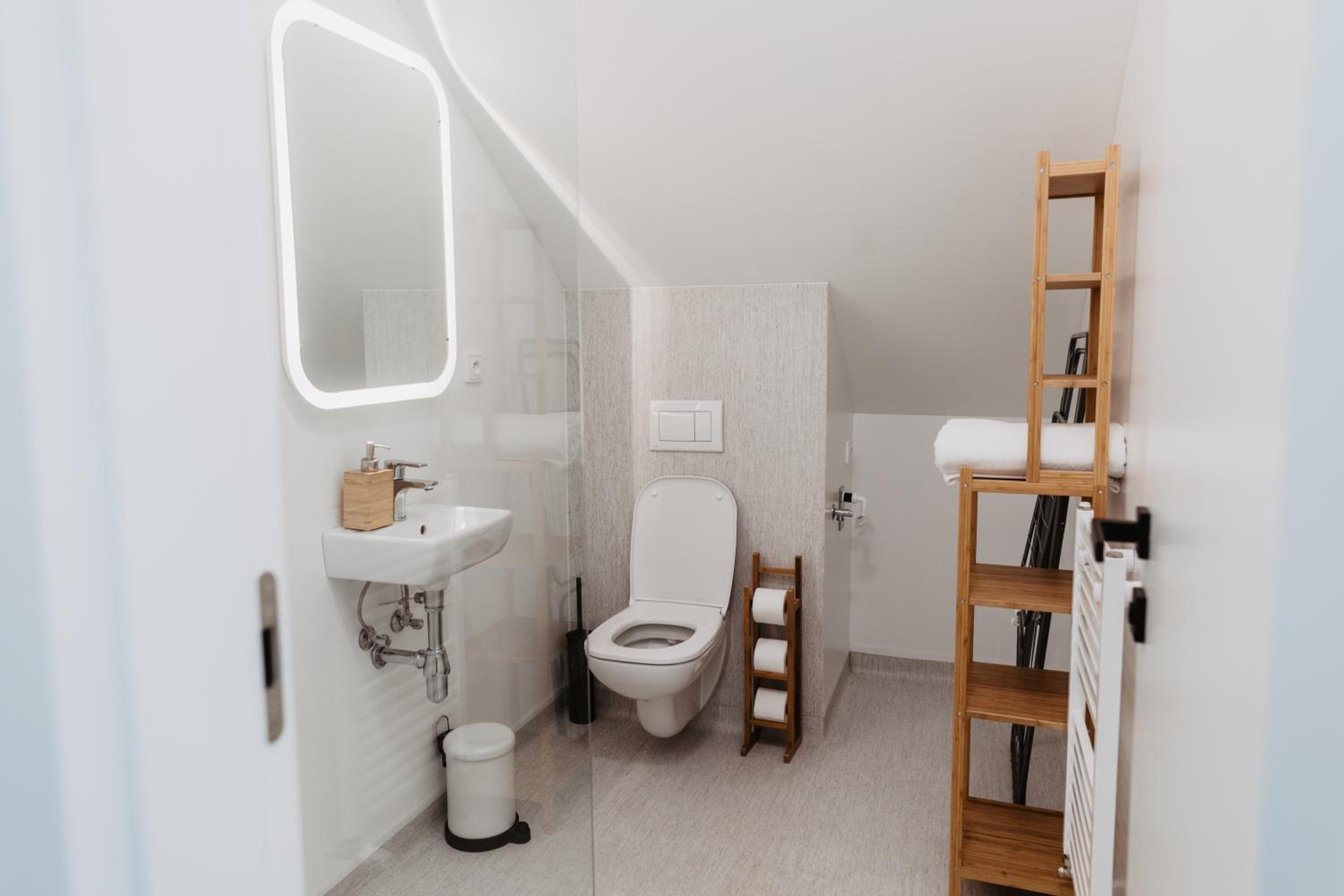 Two-Bedroom Deluxe Apartment with Balcony photo 1
