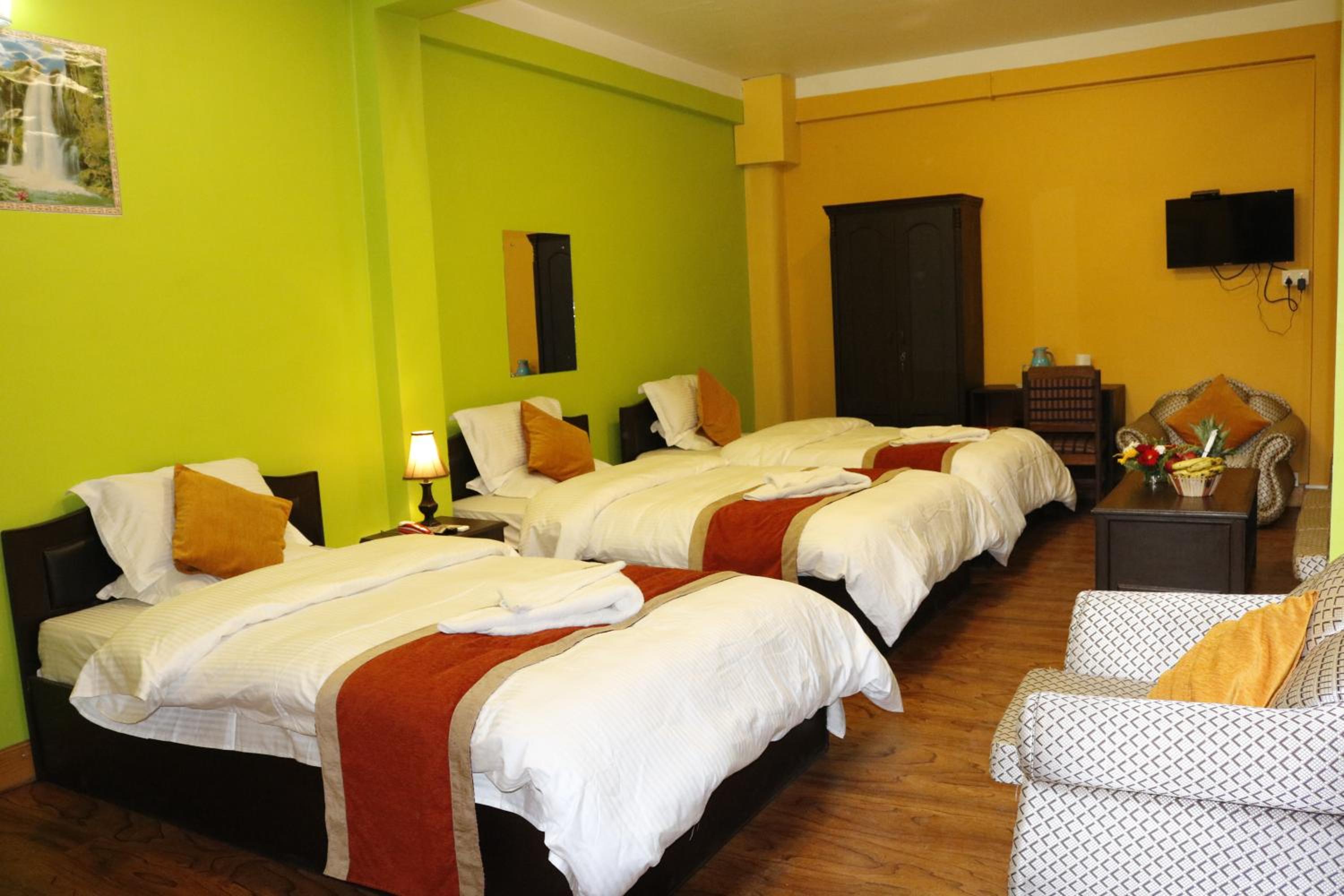 Standard Triple Room photo 3