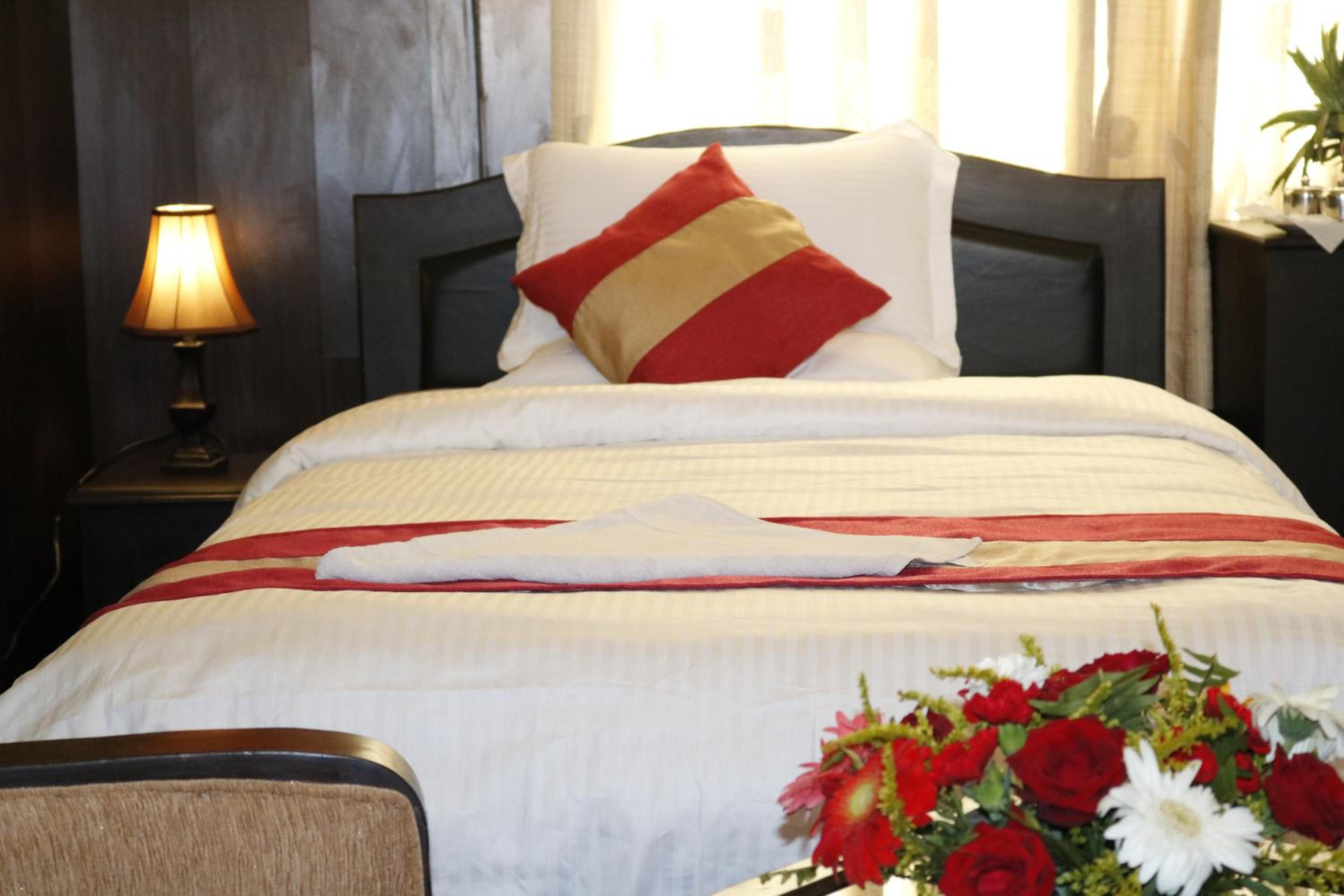Deluxe Double Room with 24-hour Check-in photo 3