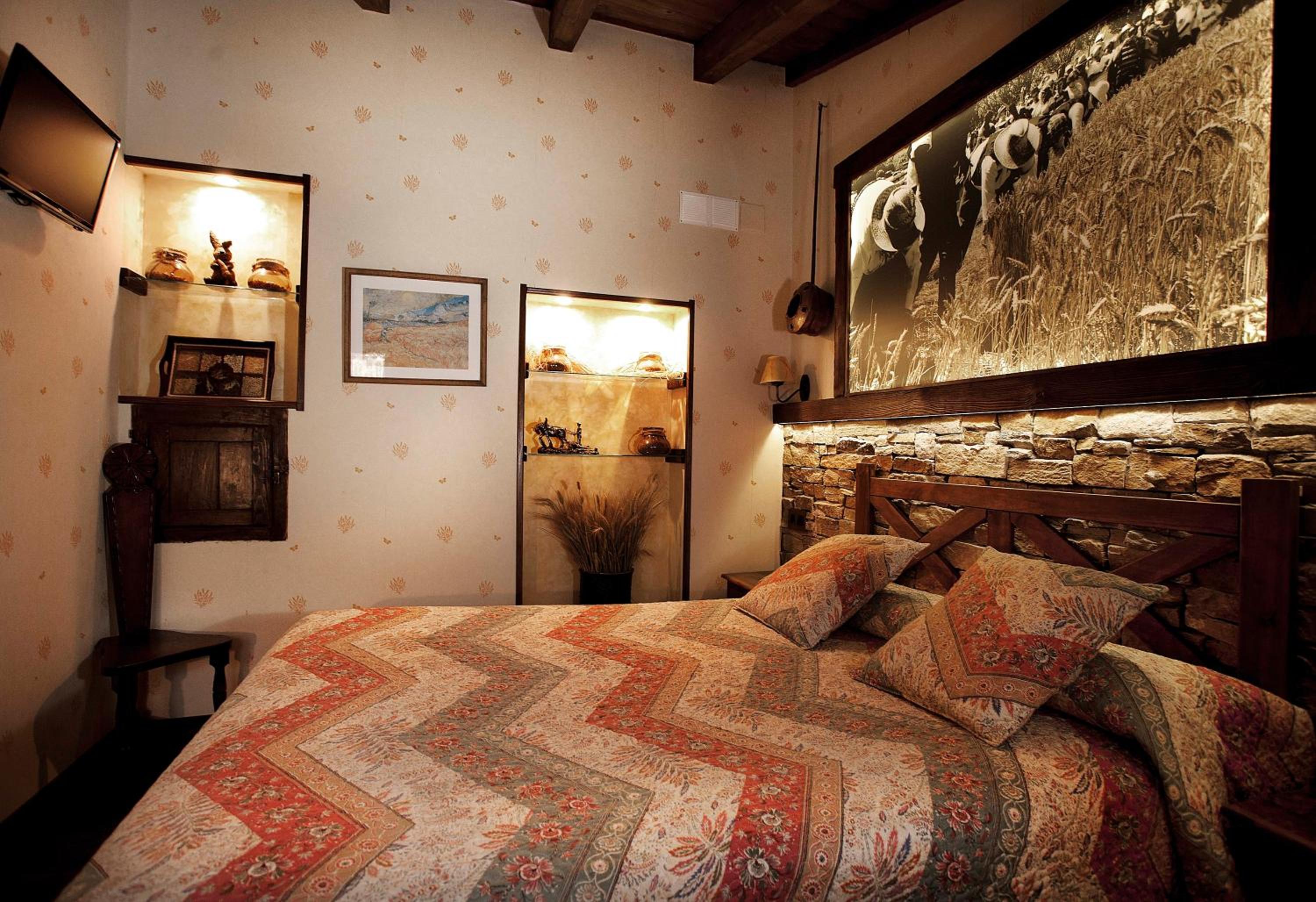 Double Room With Private Bathroom photo 2