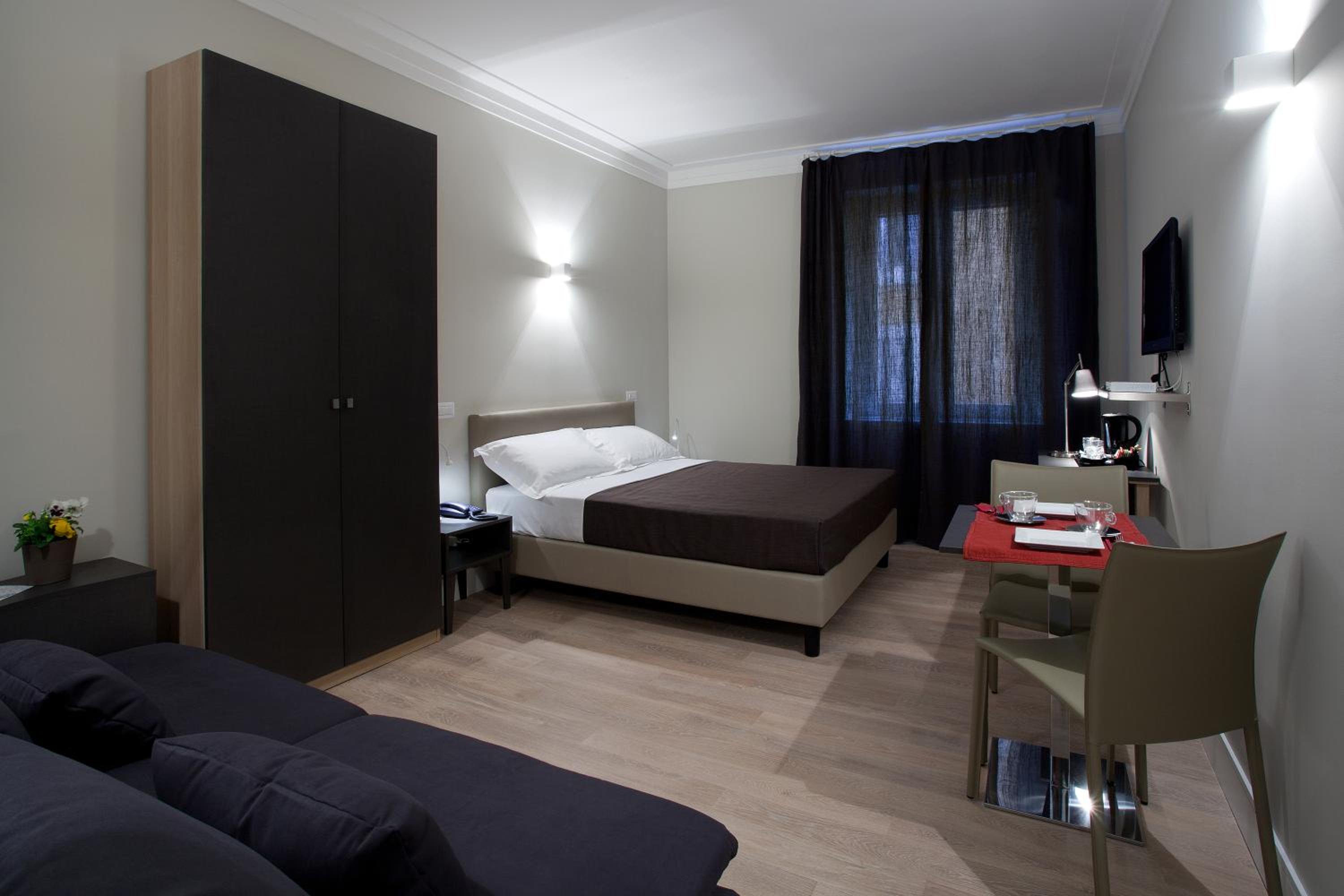 Deluxe Double Room photo 3