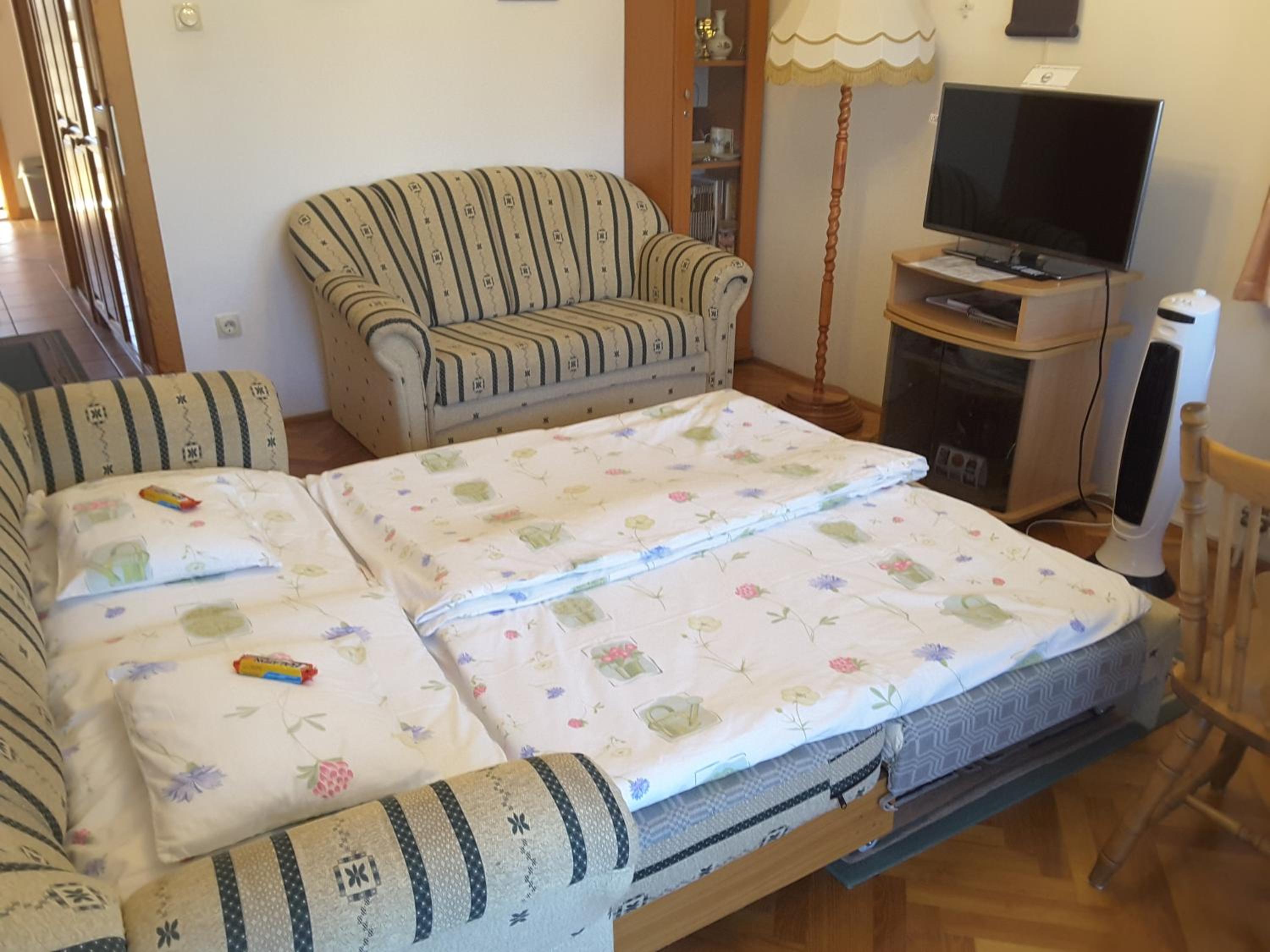 Studio Apartment photo 1