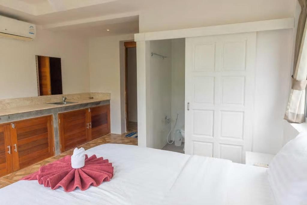 Four-Bedroom Villa photo 1