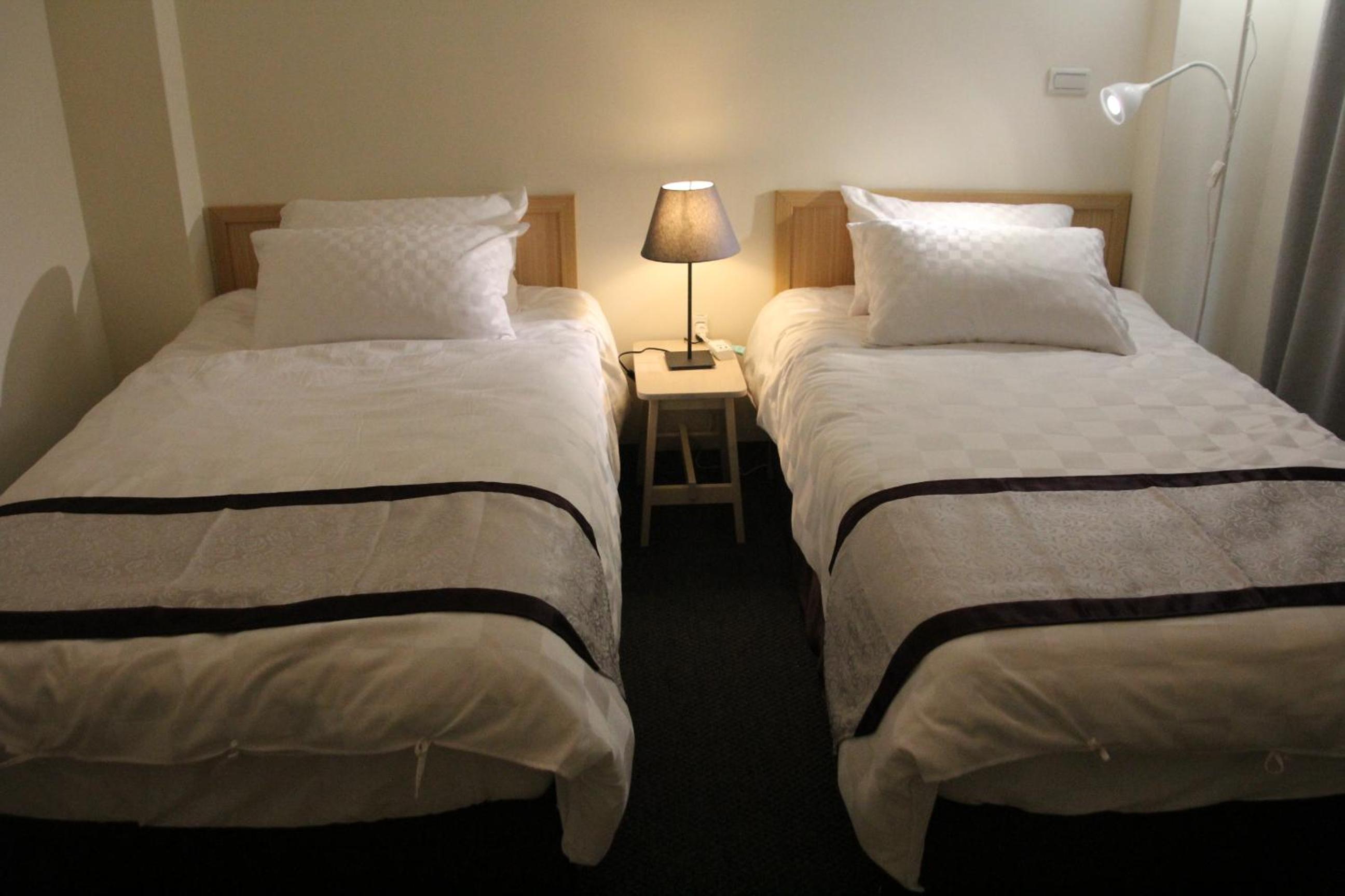 Standard Queen Room photo 2