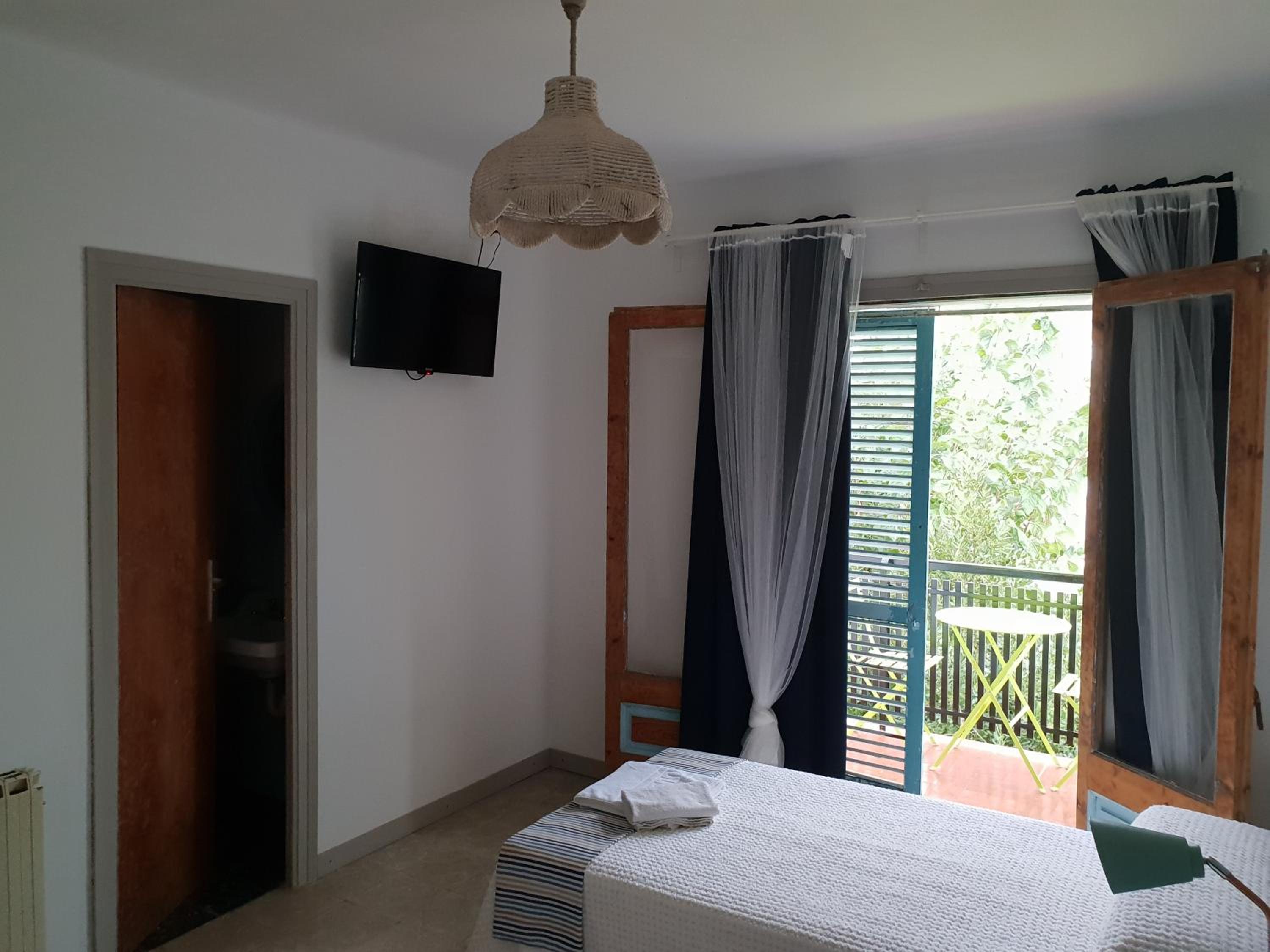 Twin Room with Terrace photo 2