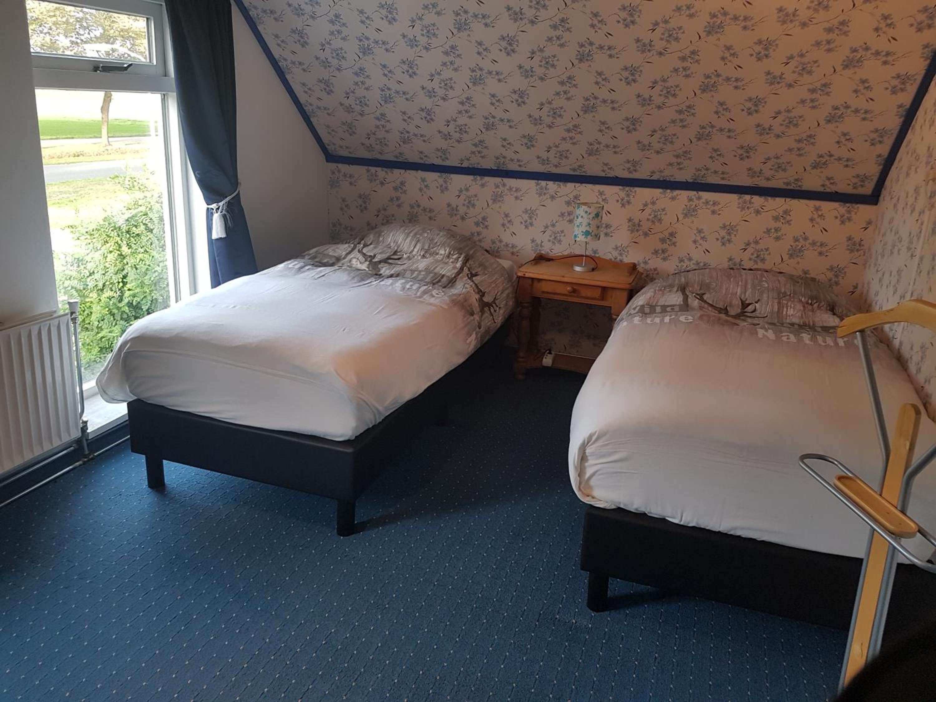 Standard Twin Room photo 1