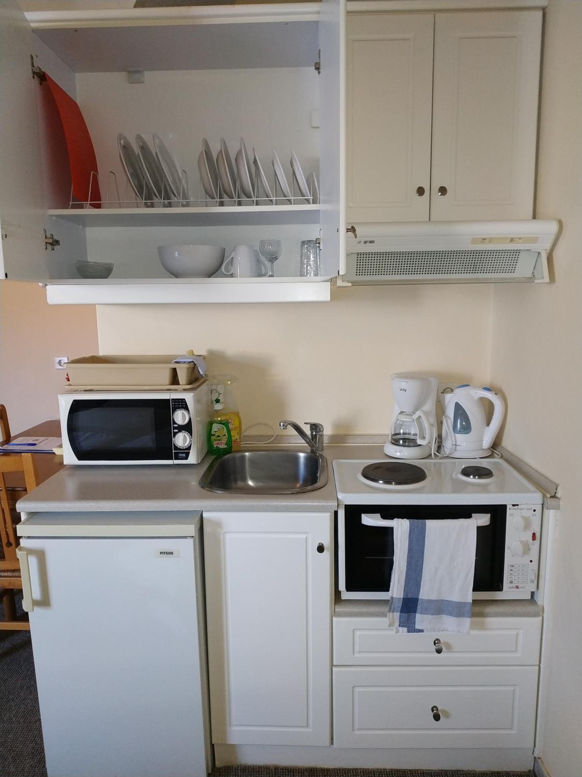 Studio Apartment photo 2