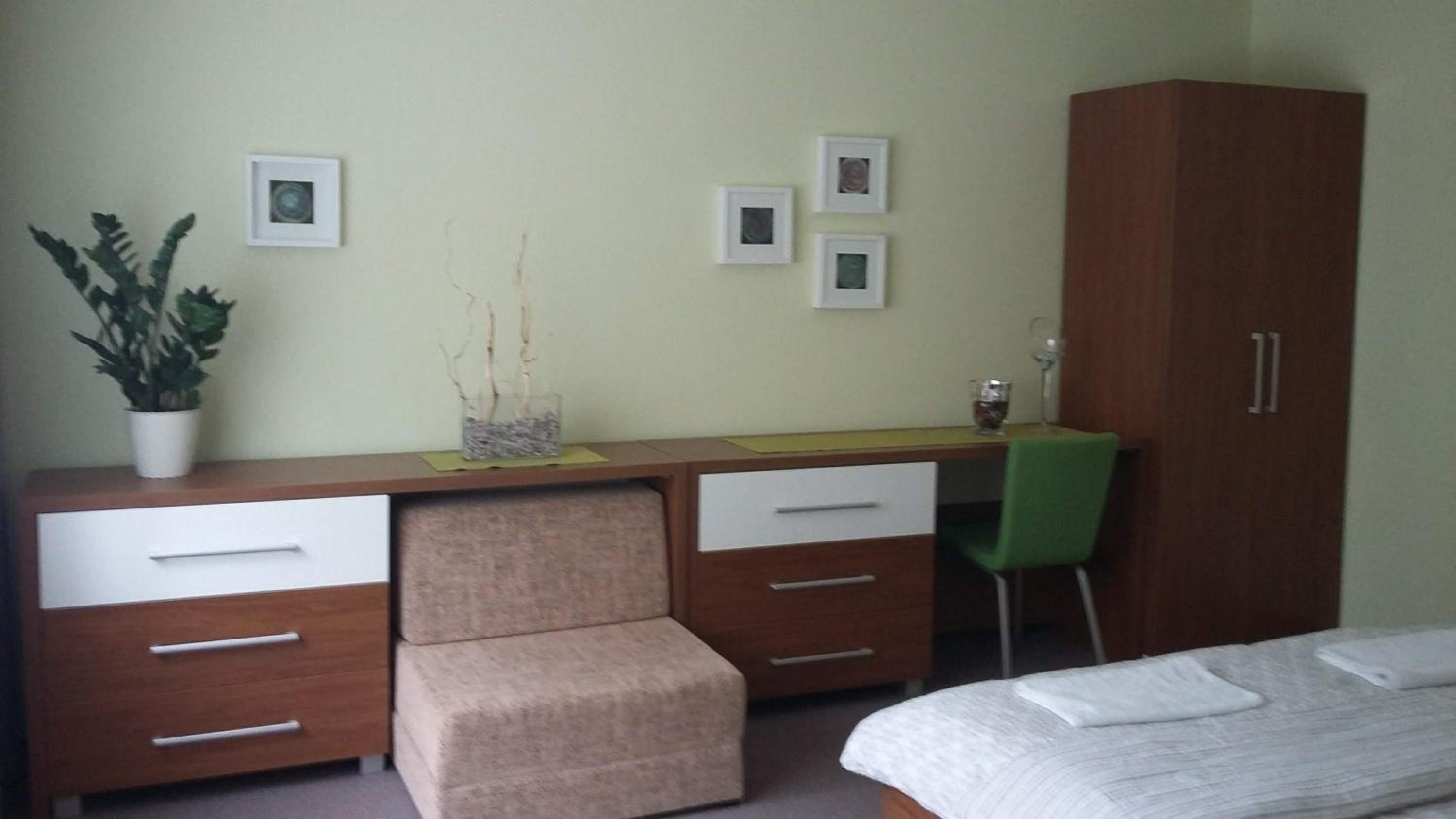 Suite - Photo 5