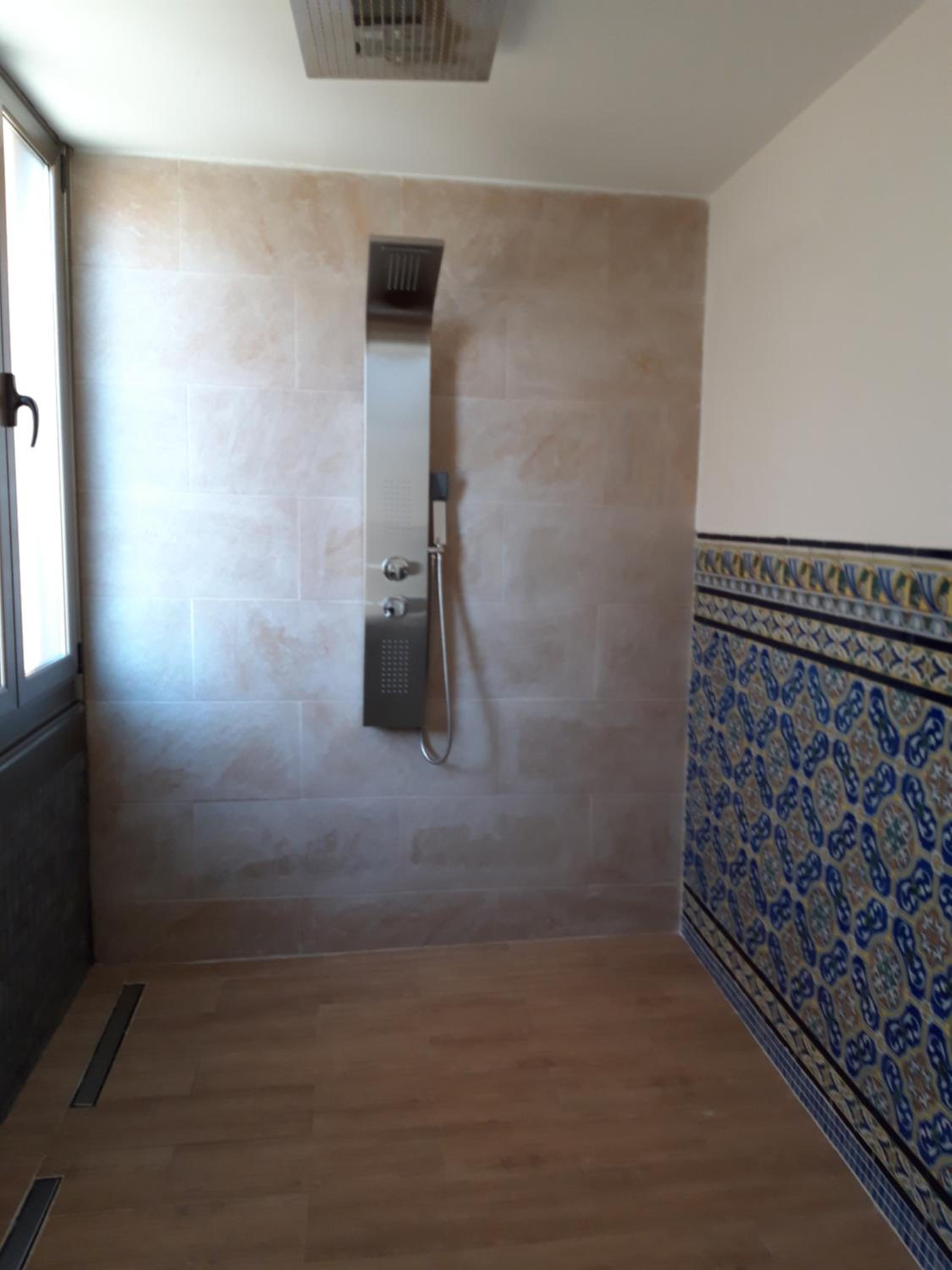 Double Room - Photo 6