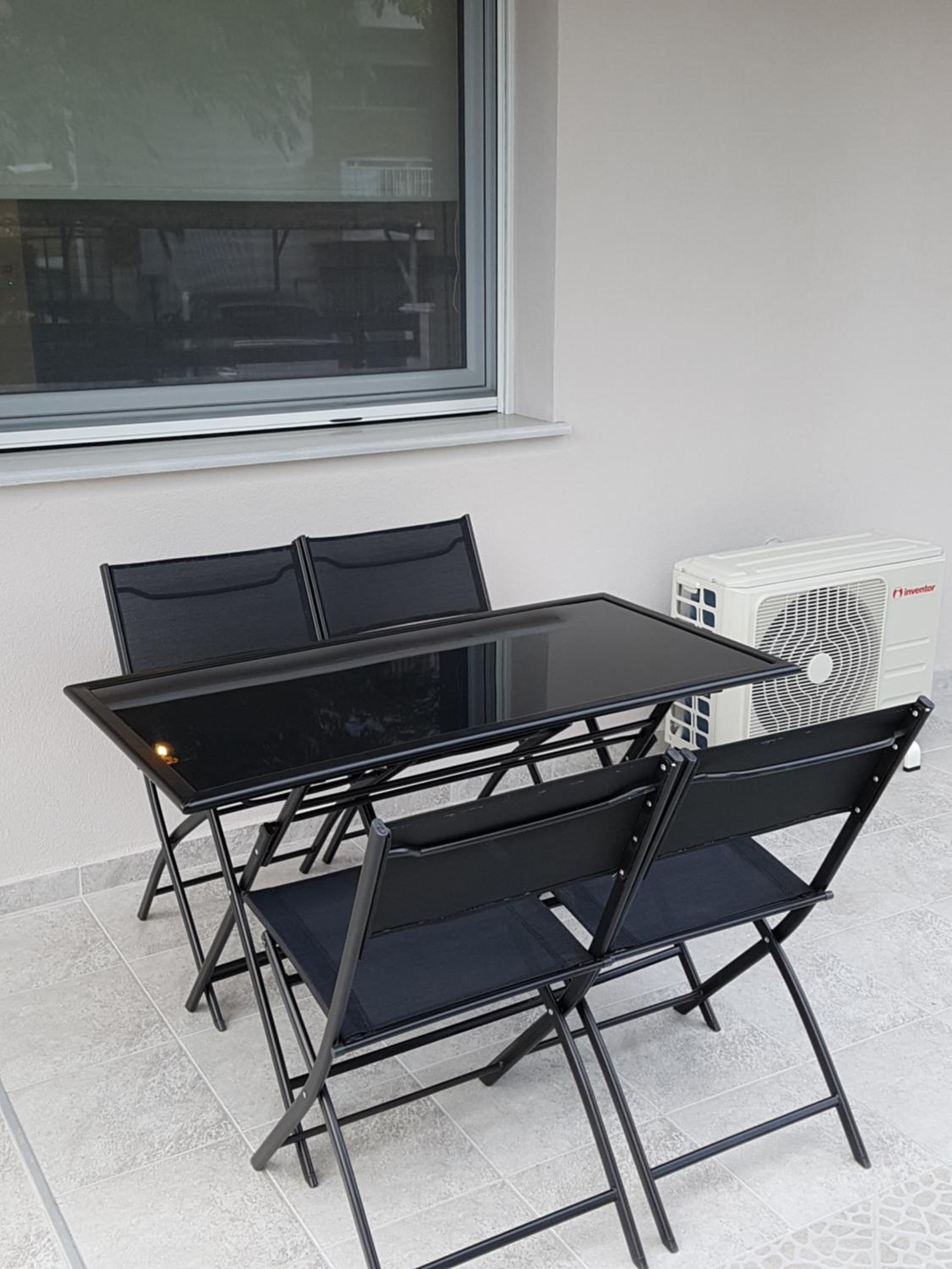 Apartment with Balcony ground floor photo 2
