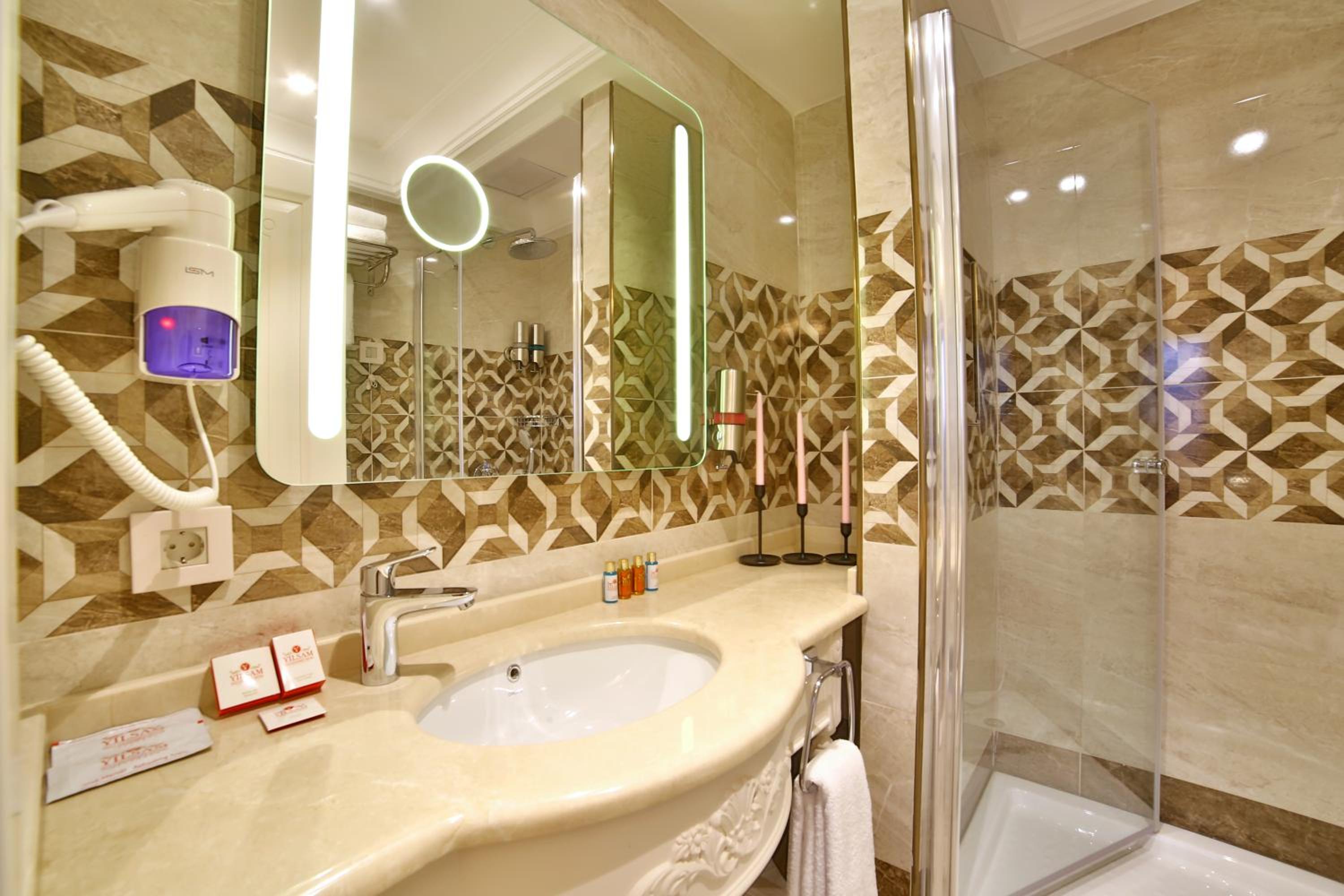 Deluxe Double Room with Sea View photo 3