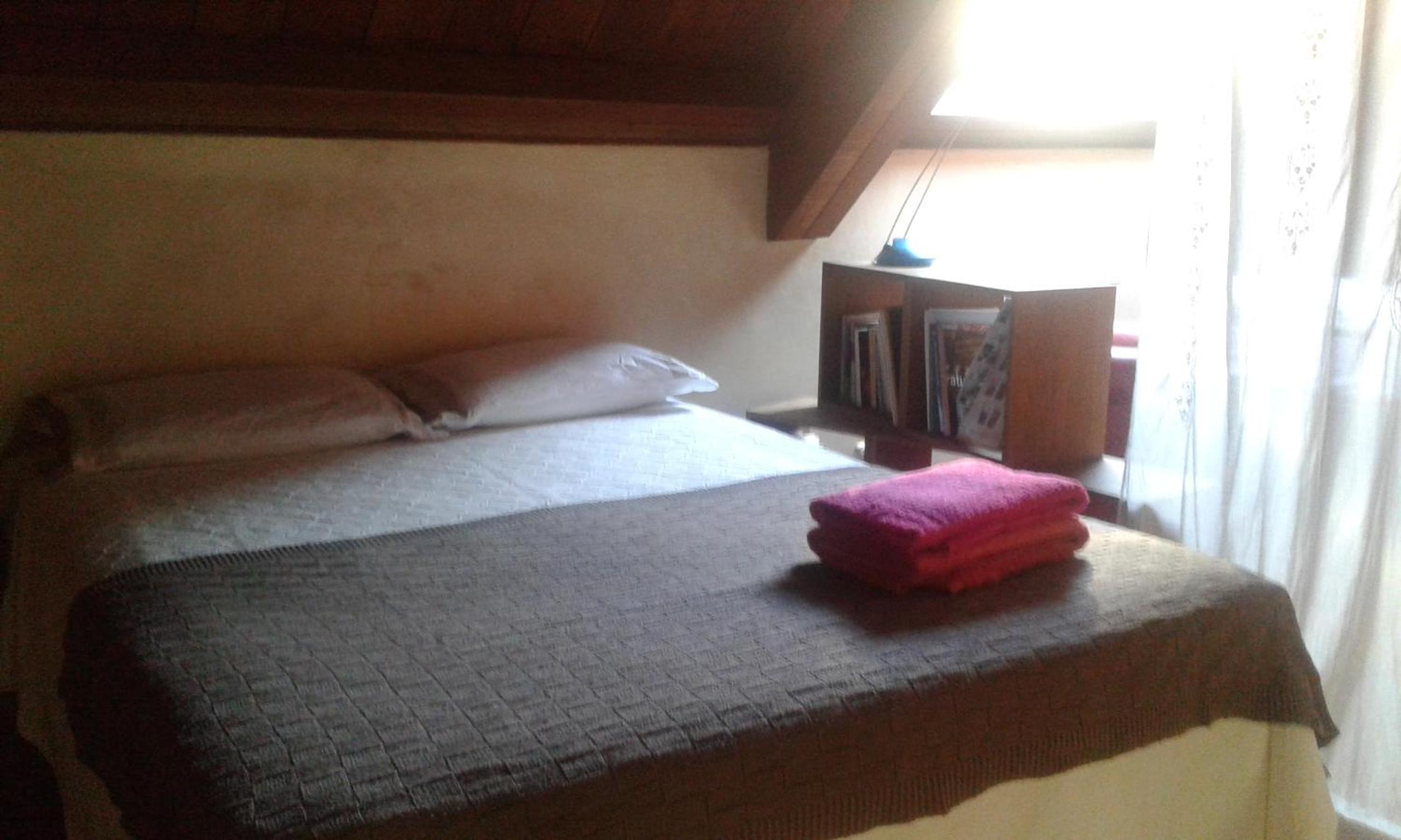 Bed in 6-Bed Dormitory Room photo 2