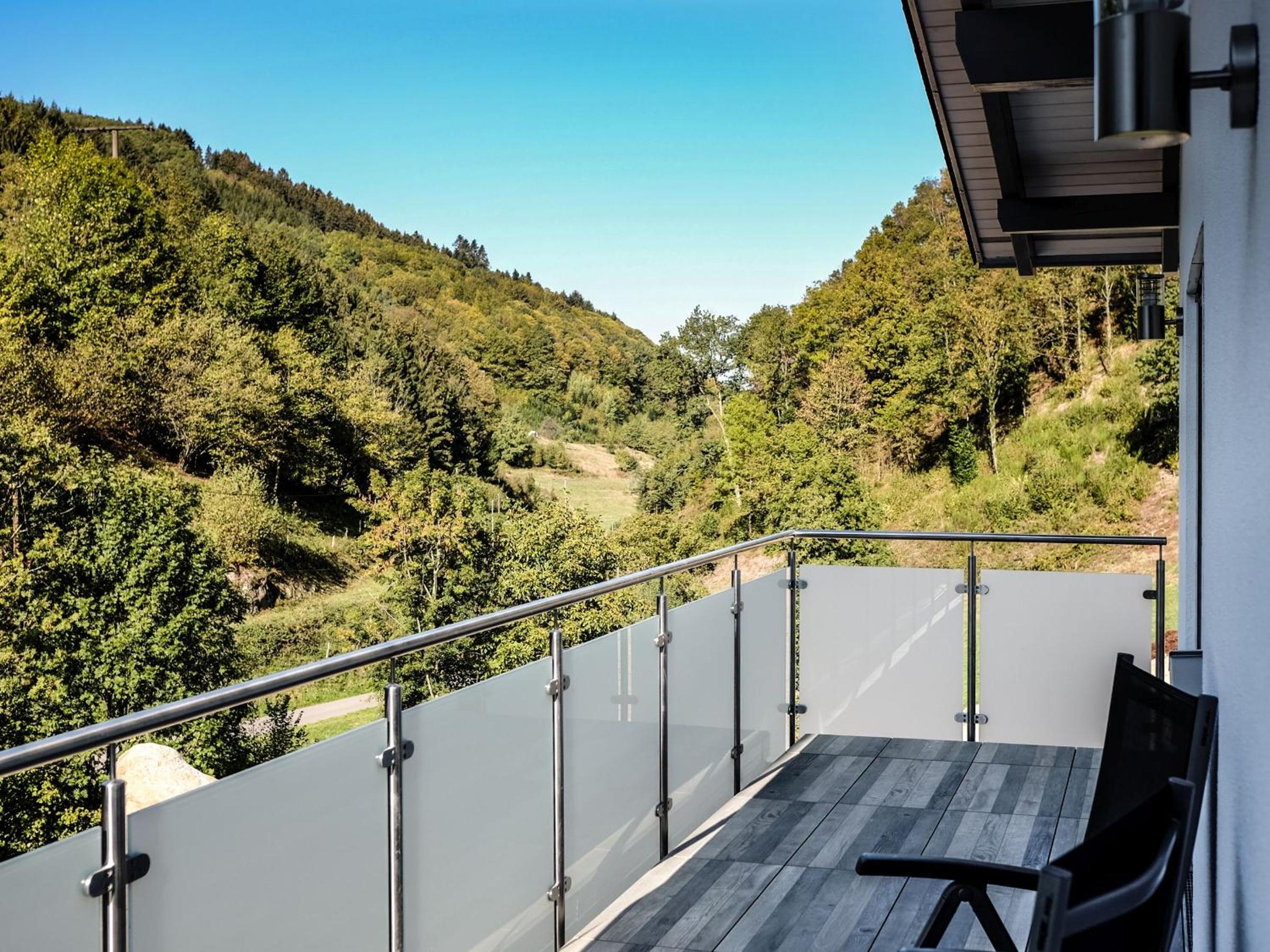 Superior One-Bedroom Apartment with Balcony photo 2