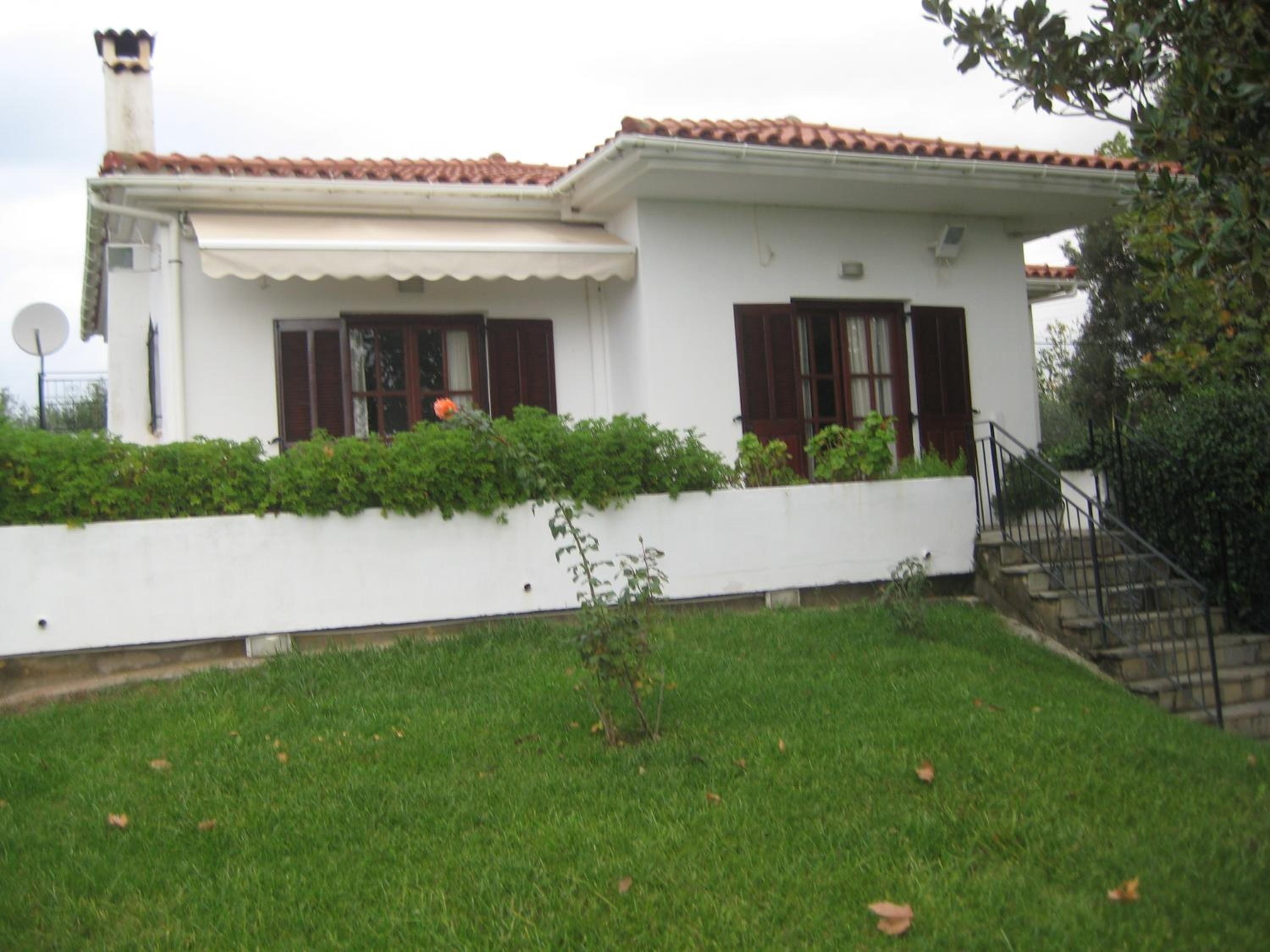 Villa photo 2
