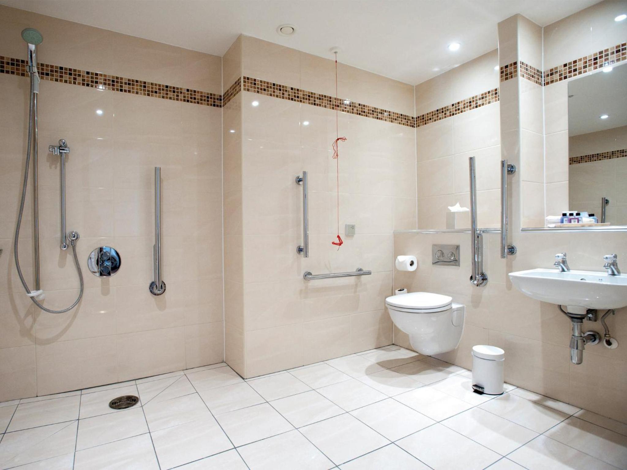 King Room - Disability Access - Photo 3