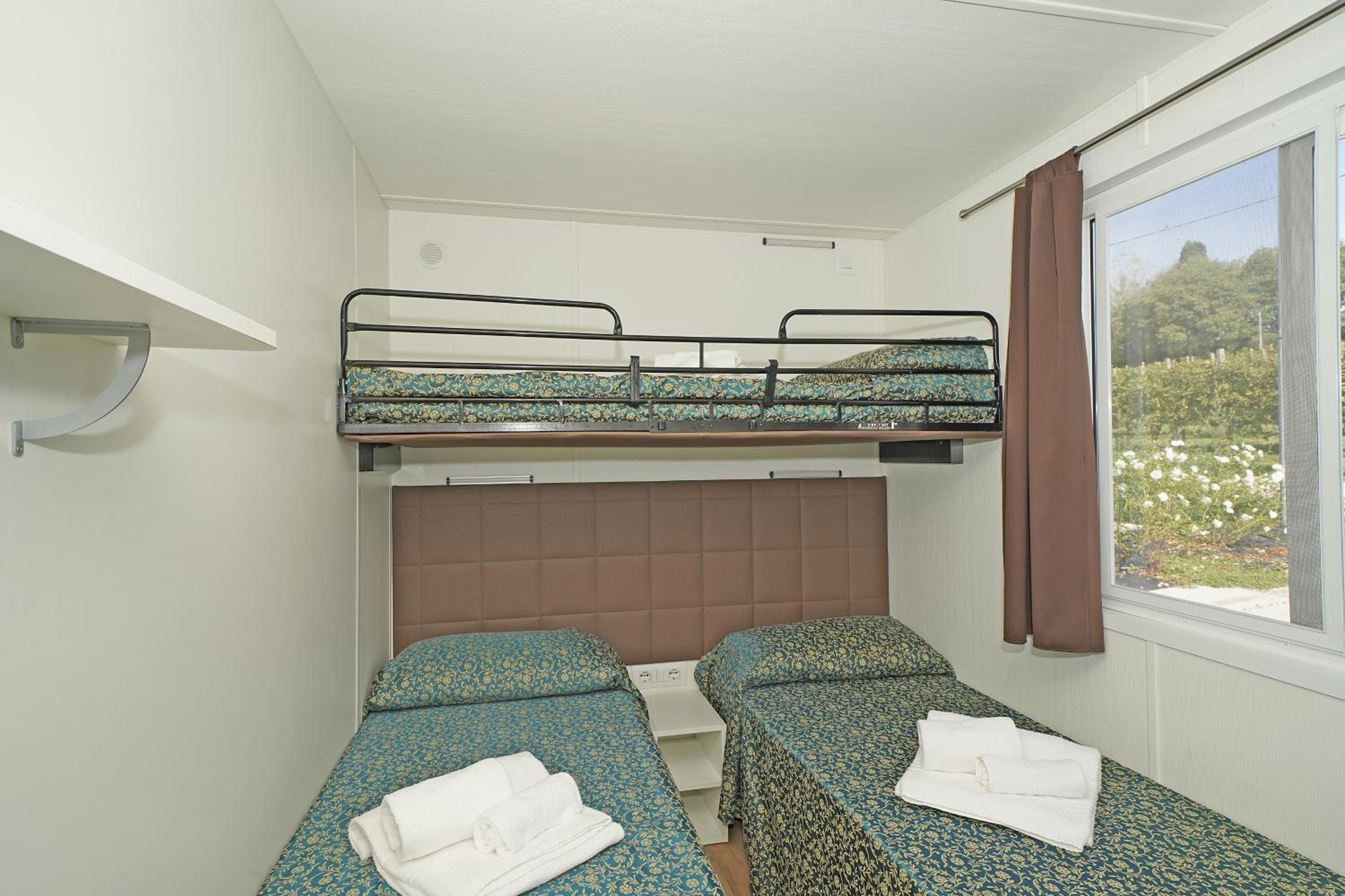Mobile Home photo 1